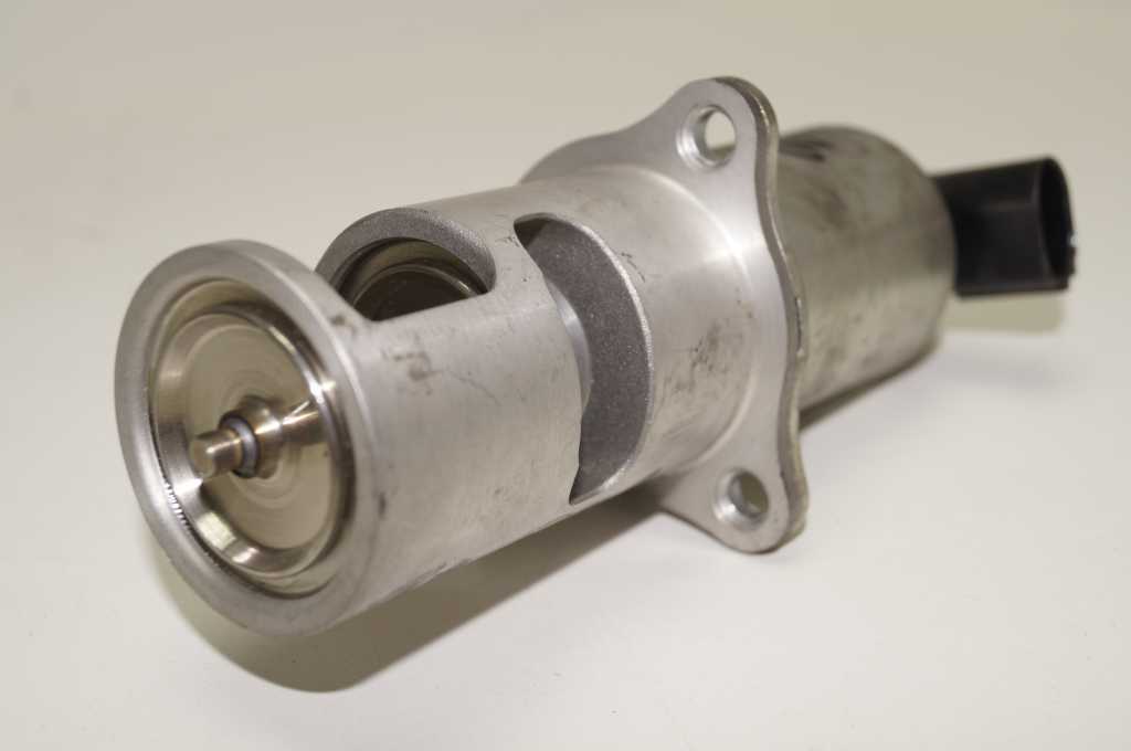 Клапан EGR Renault Trafic 2, 1.9, 7700107471 8200542997 OE