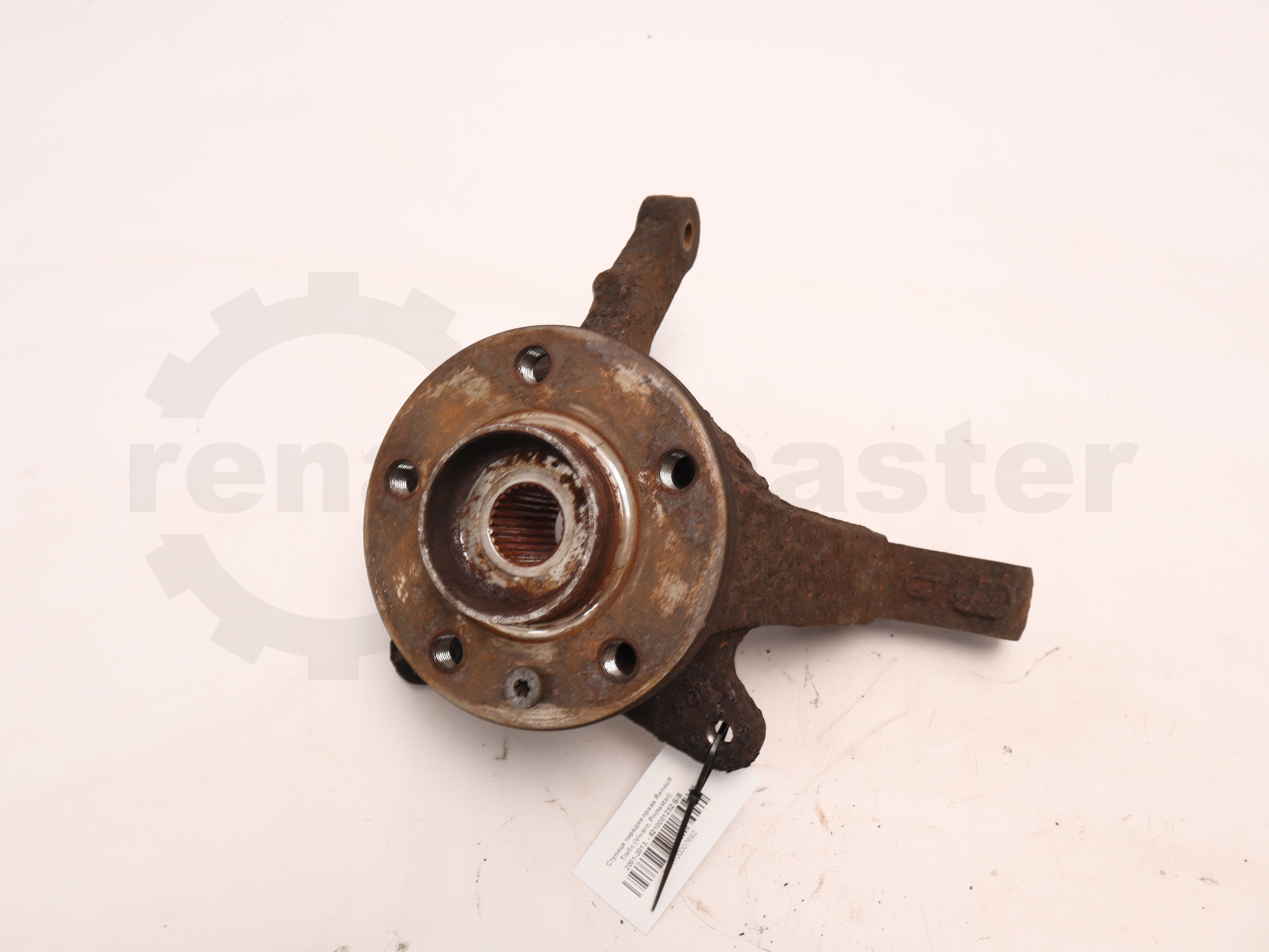 Ступиця передня права Renault Trafic (Vivaro, Primastar) 2001-2013, - 8210001252 Б/В