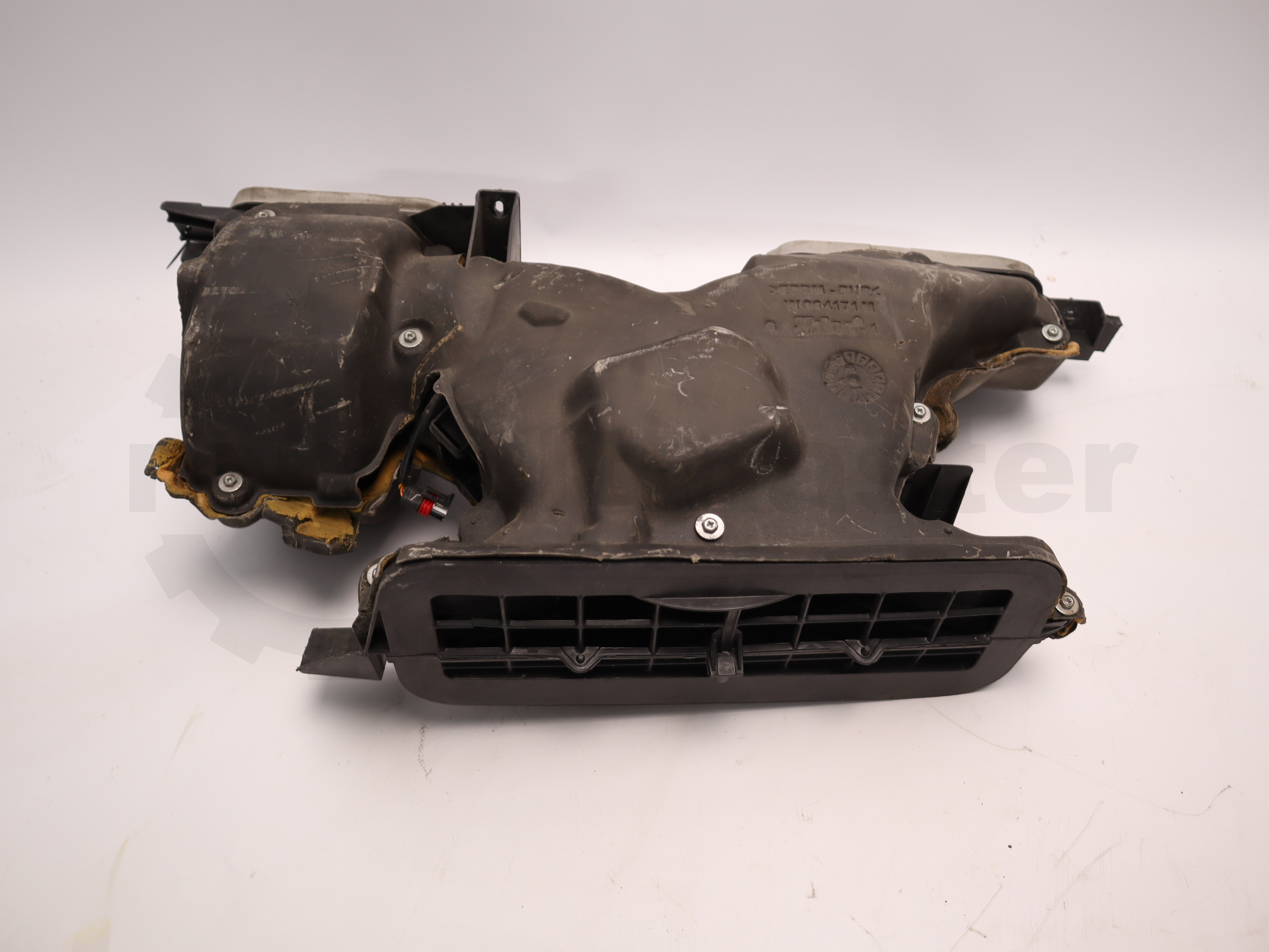 Корпус моторчика пічки Renault Trafic (Vivaro, Primastar) 7701050288 Б/В