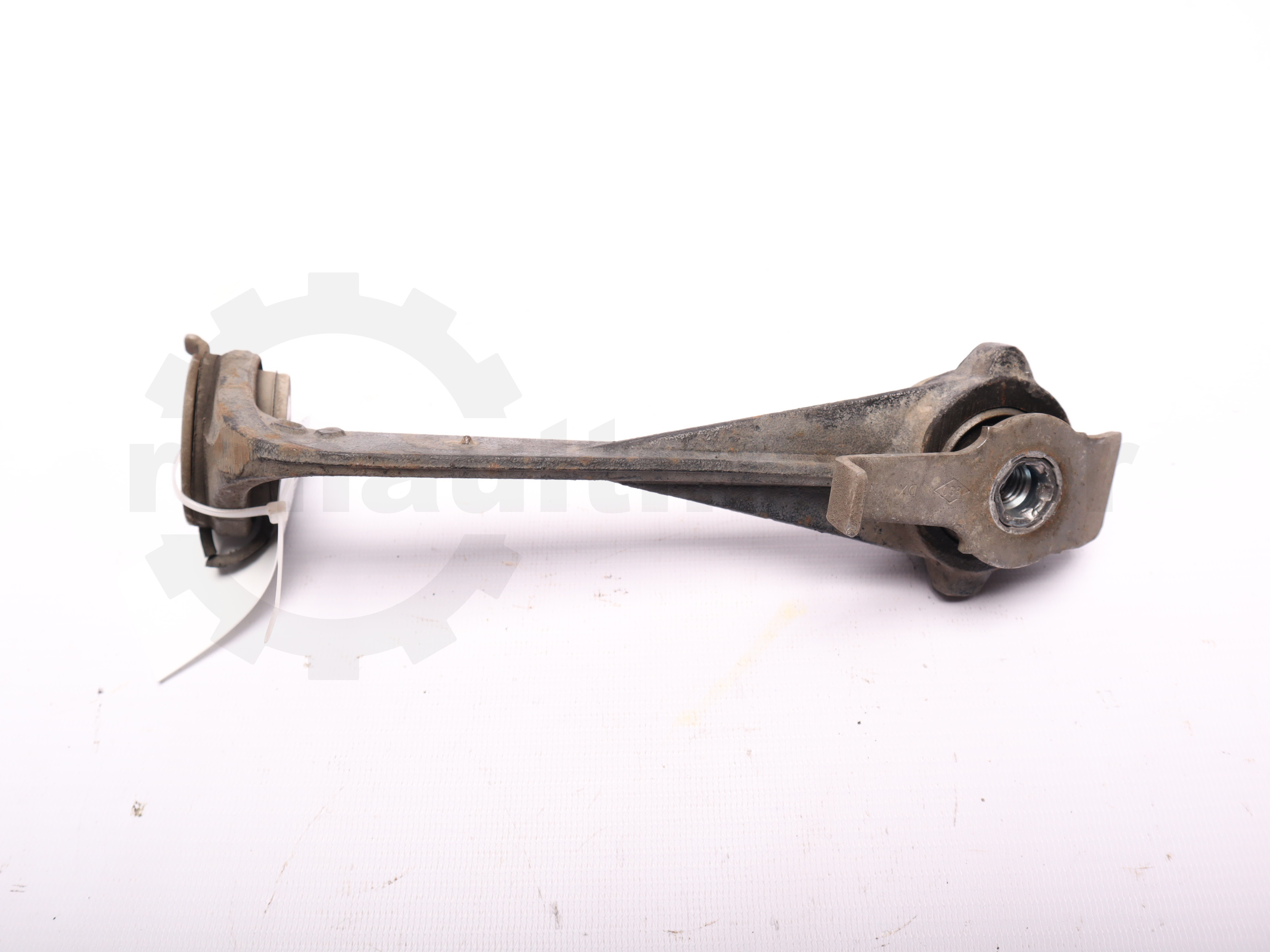 Кронштейн балки передній правий Renault Trafic (Opel Vivaro, Nissan NV300) 2014 -, 8200626972 Б/В