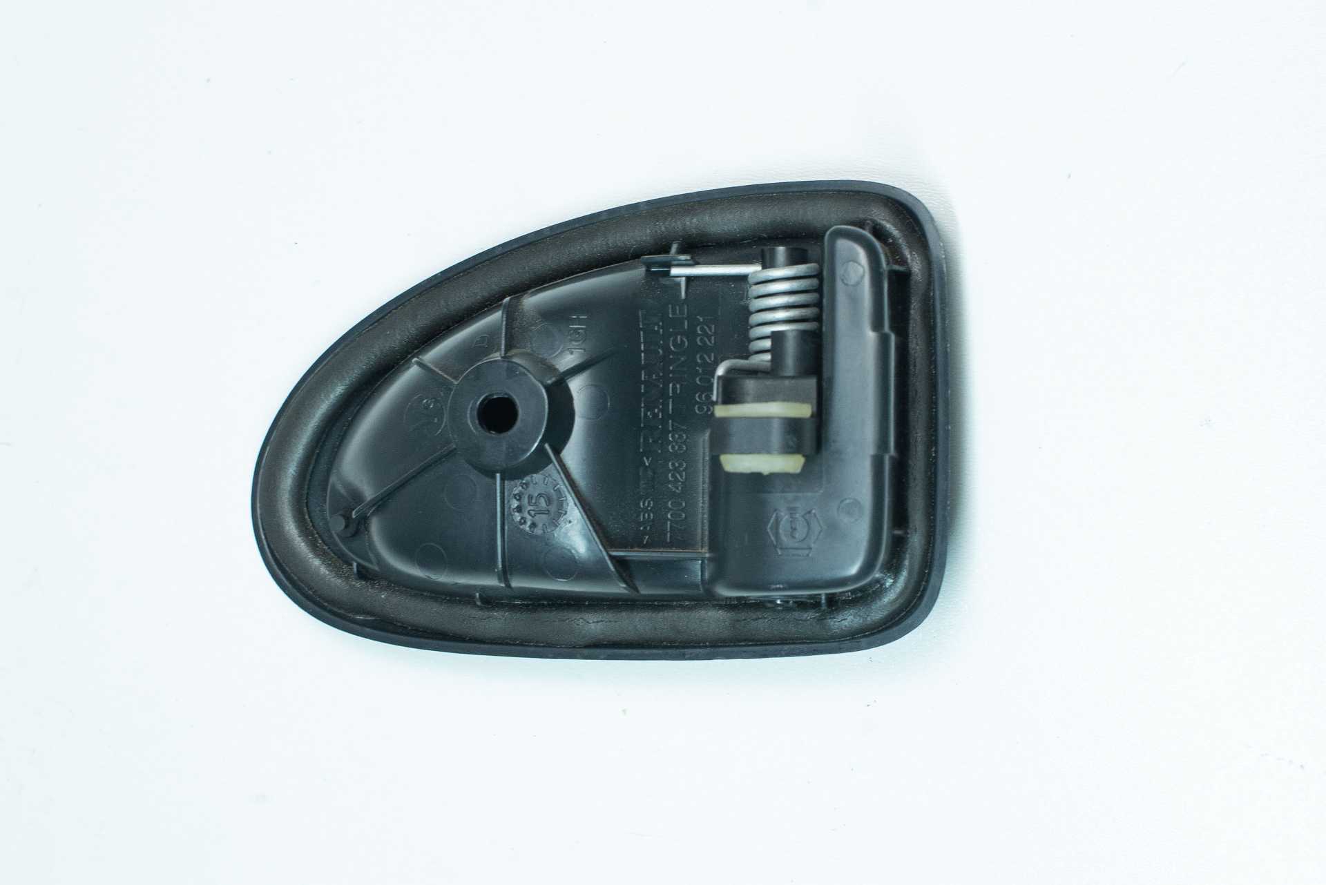 Ручка внутрішня задніх дверей Renault Trafic (Opel Vivaro, Nissan NV300) 2014 -, 8200641119 Б/В