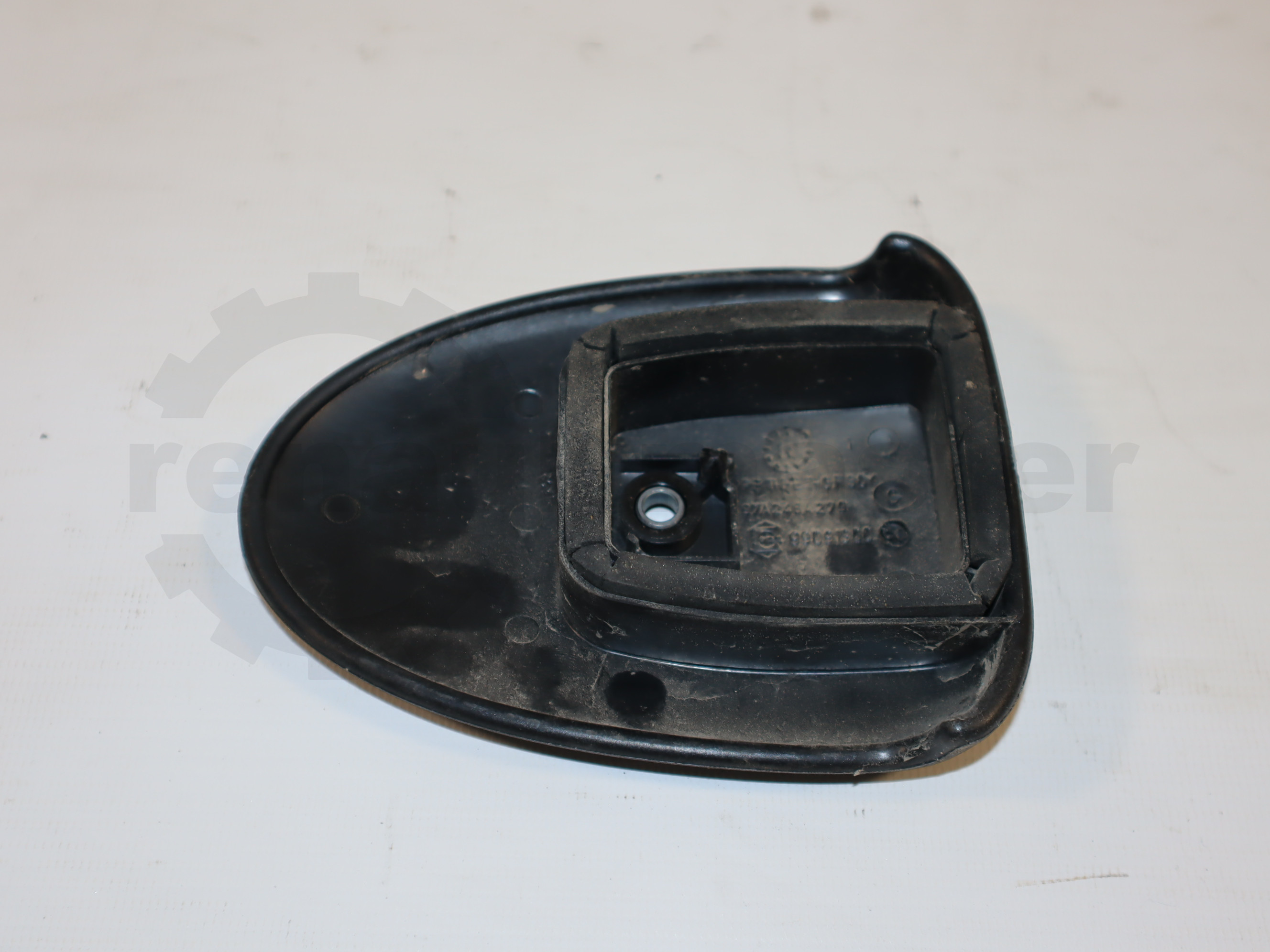 Ручка обмежувача задніх дверей Renault Trafic (Opel Vivaro, Nissan NV300) 2014 -, 99091300 Б/В