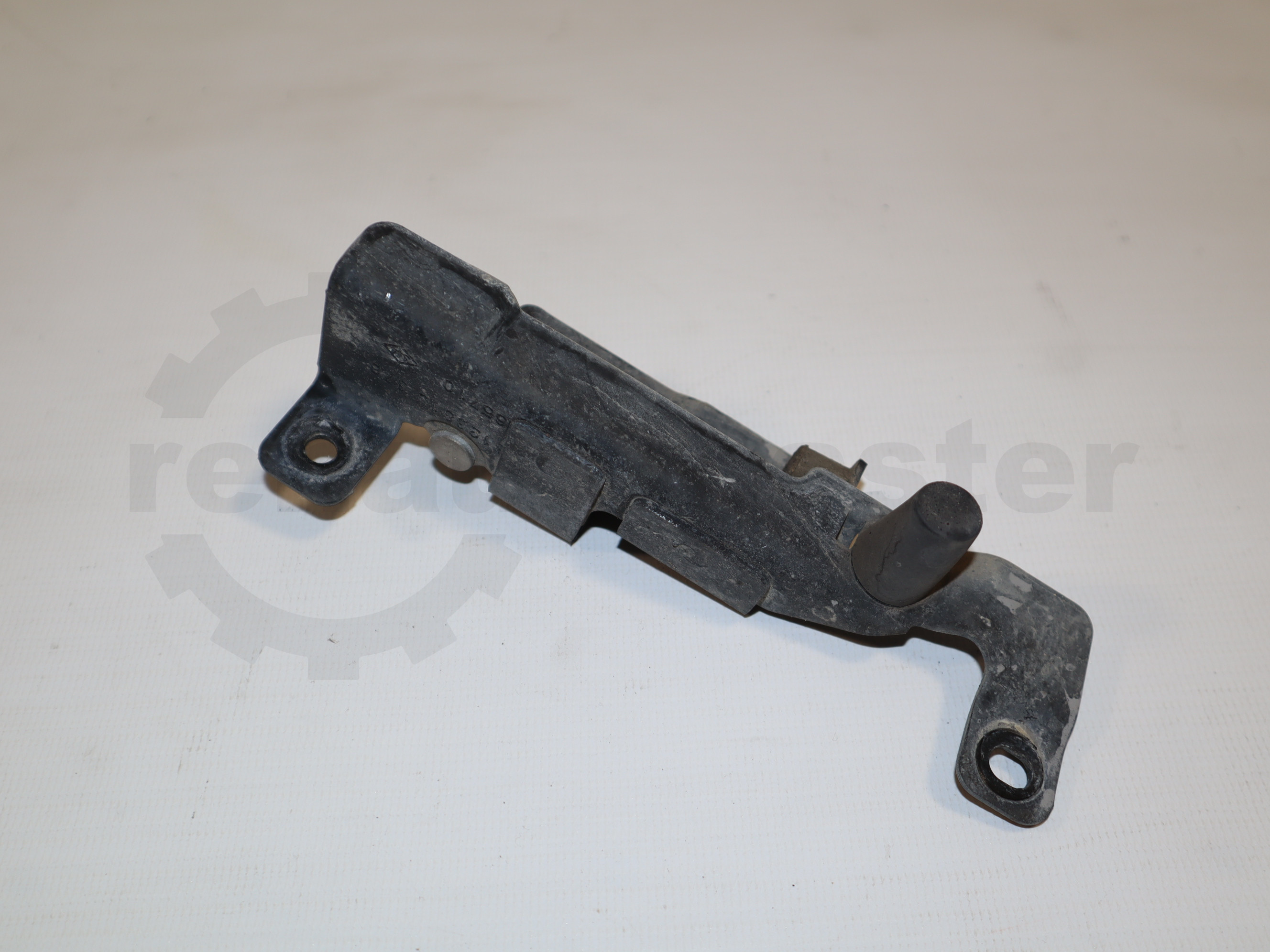 Обмежувач нижнього ролика правих розсувних дверей Renault Trafic (Opel Vivaro, Nissan NV300) 2014 -, 7700312381 Б/В