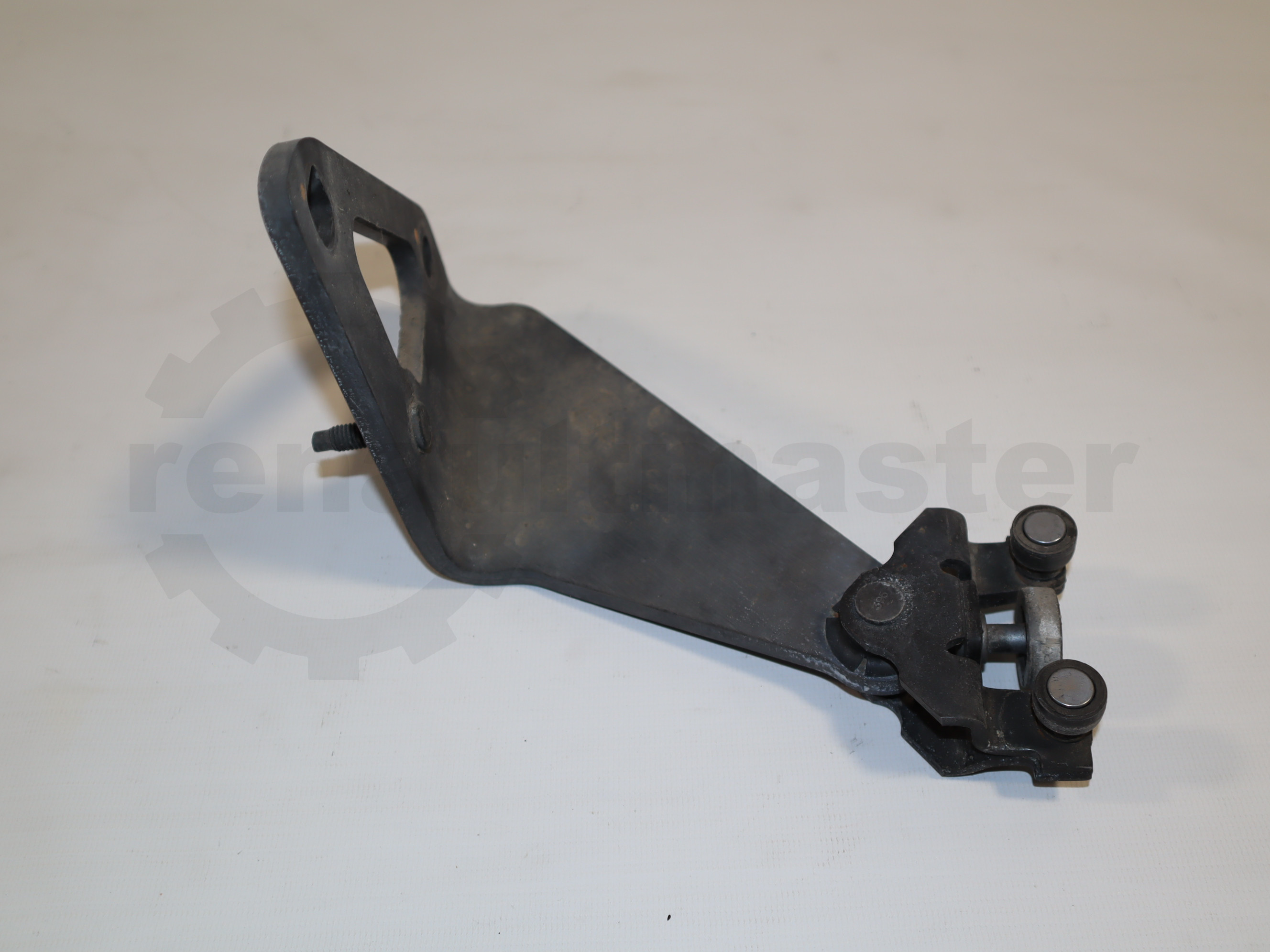 Ролик правих бокових дверей нижній Renault Trafic (Opel Vivaro, Nissan NV300) 2014 -, 745965439R Б/В