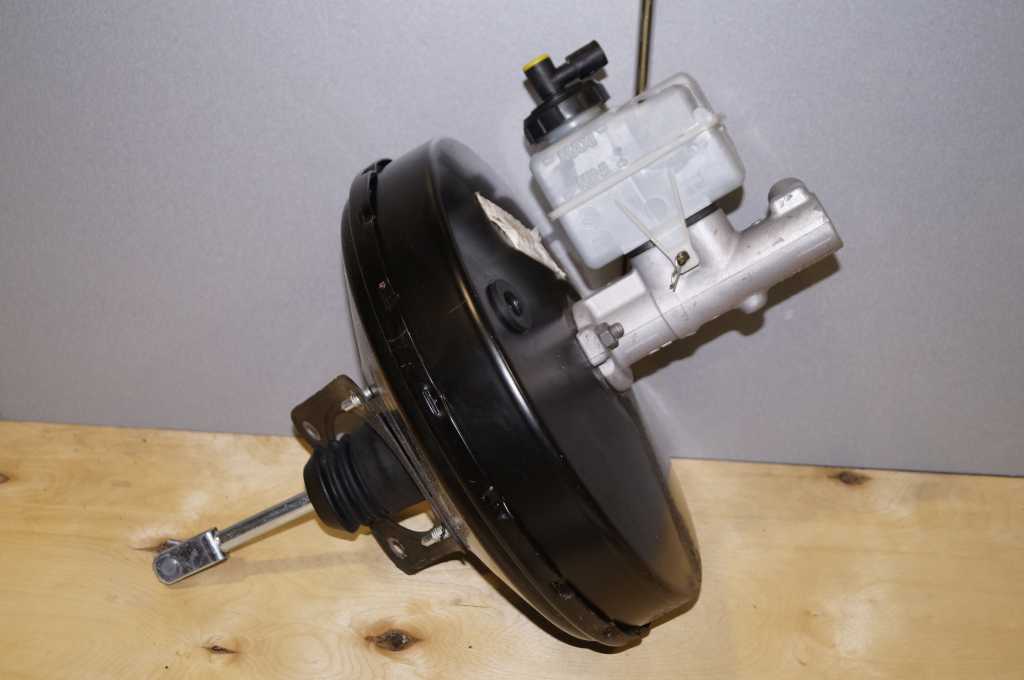 Підсилювач гальм Renault Master (Opel Movano,Nissan Interstar) 2004-2010, 7701207978 Б/В