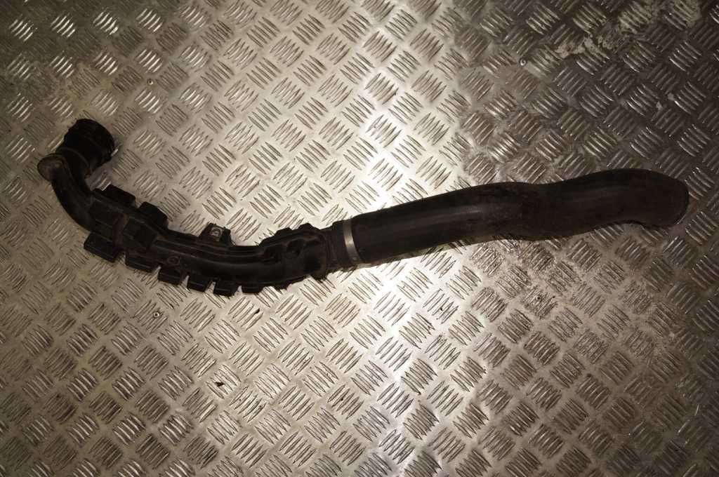 Патрубок від інтеркулера до турбіни Renault Master 2.5, 2007-2010, 8200605907 Б/В