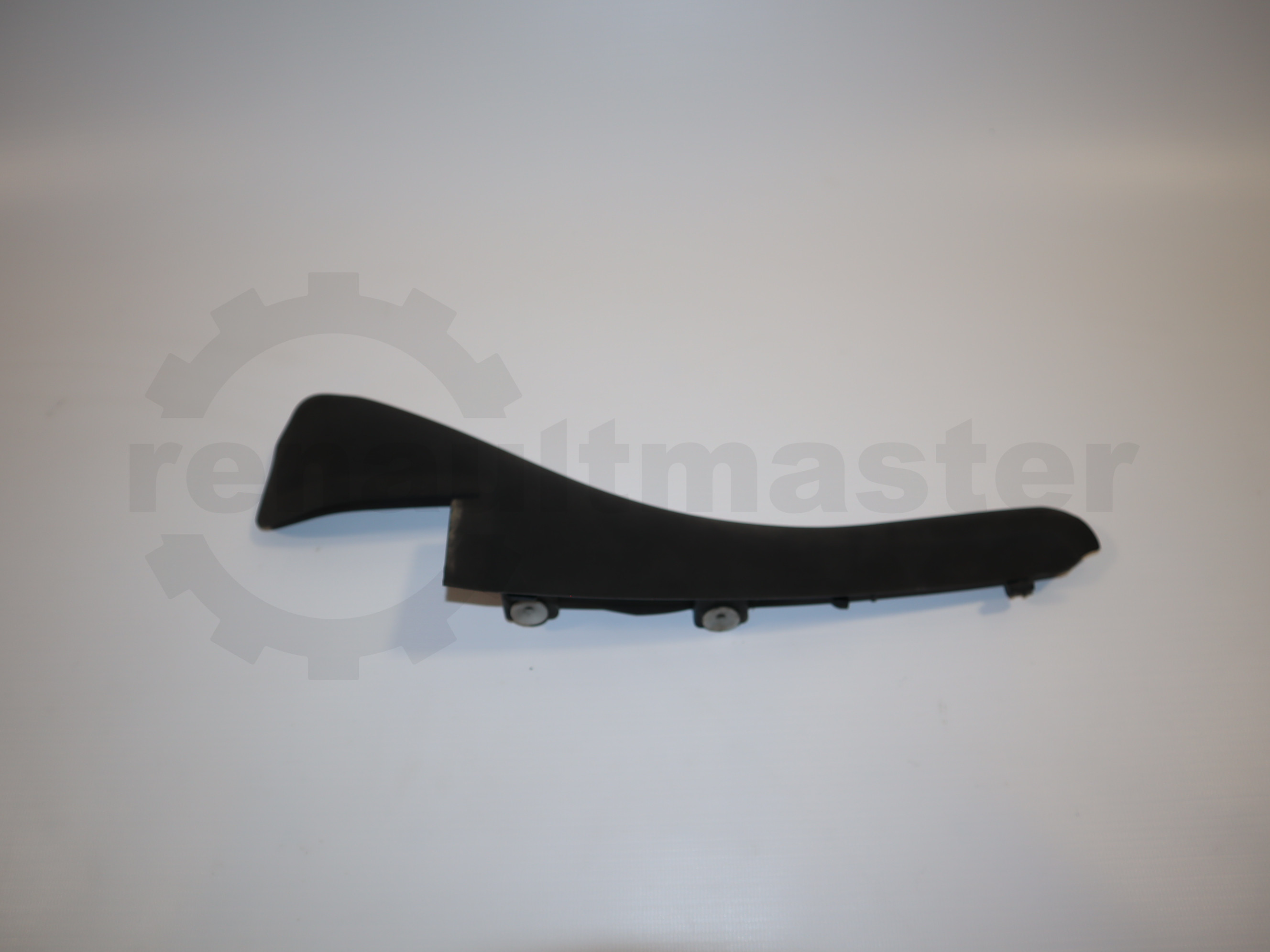 Накладка скла лобового ліва Renault Master (Opel Movano, Nissan NV400) 2010 -, 668110012R Б/В