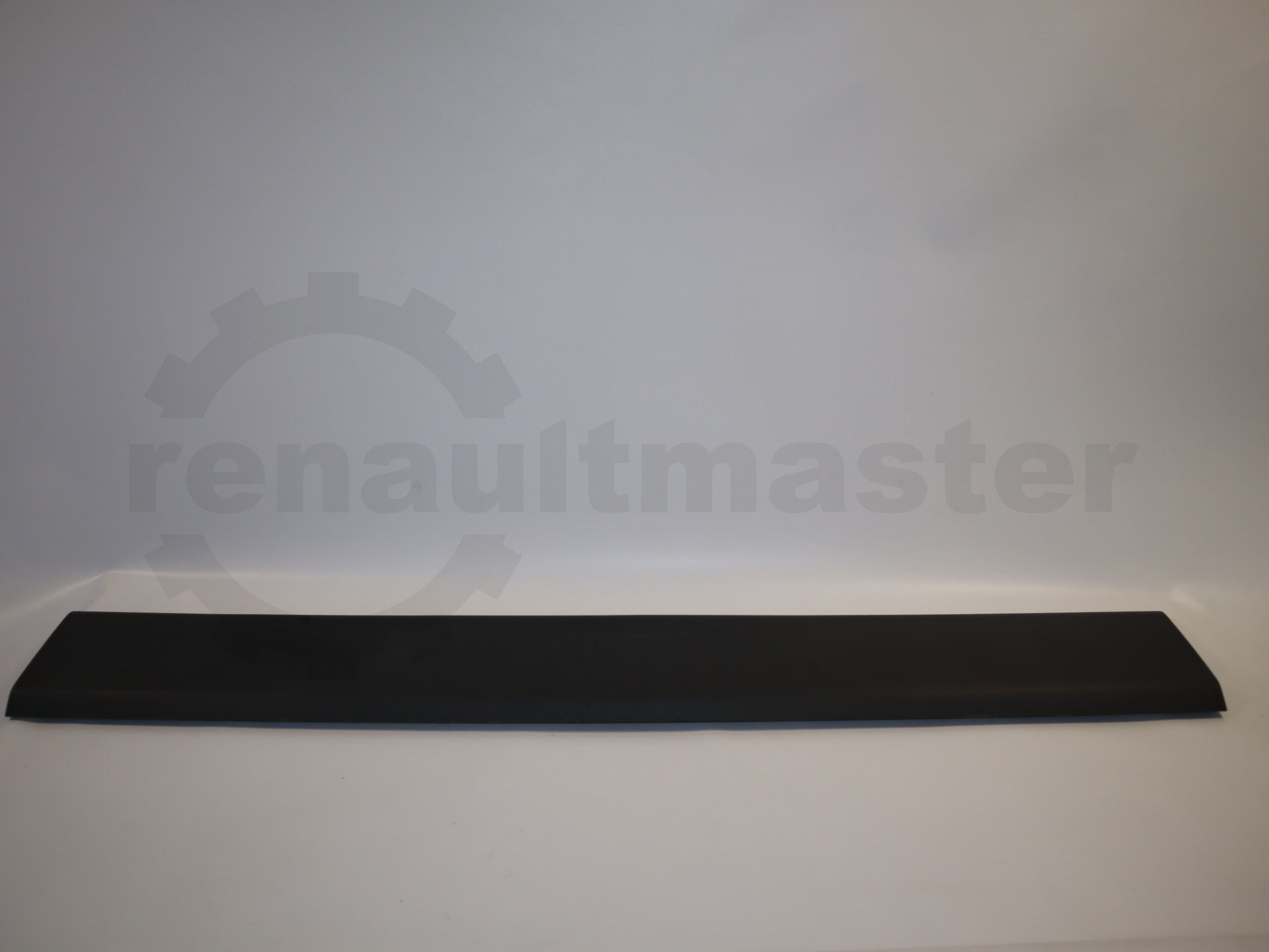 Молдинг дверей бокових розсувних правих Renault Master (Opel Movano, Nissan NV400) 2010 -, 828200148R Б/В