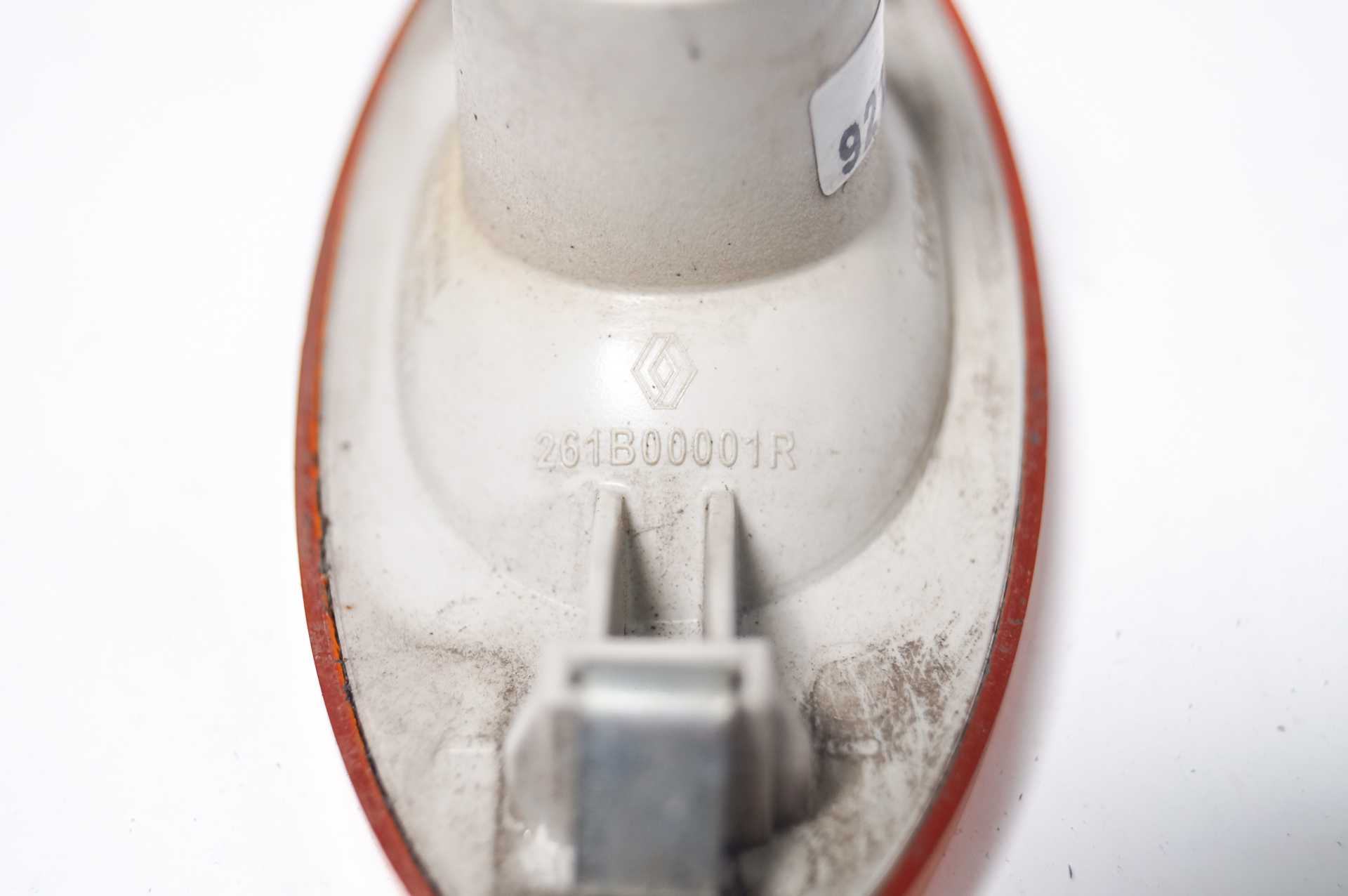 Габарит в молдинг Renault Master (Opel Movano, Nissan NV400) 2010 -, 261B00001R Б/В