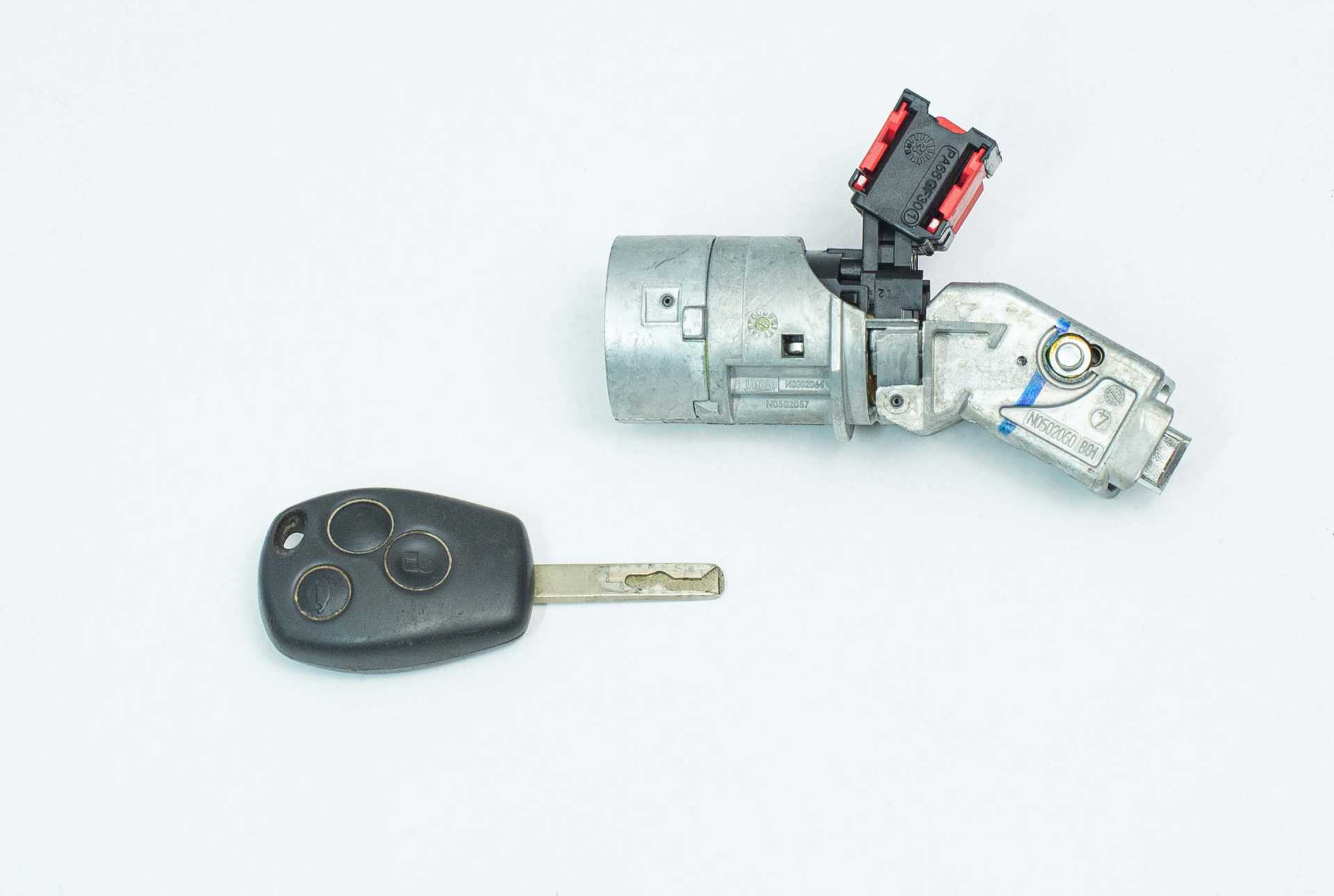 Замок запалення з ключем Renault Master (Opel Movano, Nissan NV400) 2010 -, 7701208408 Б/В
