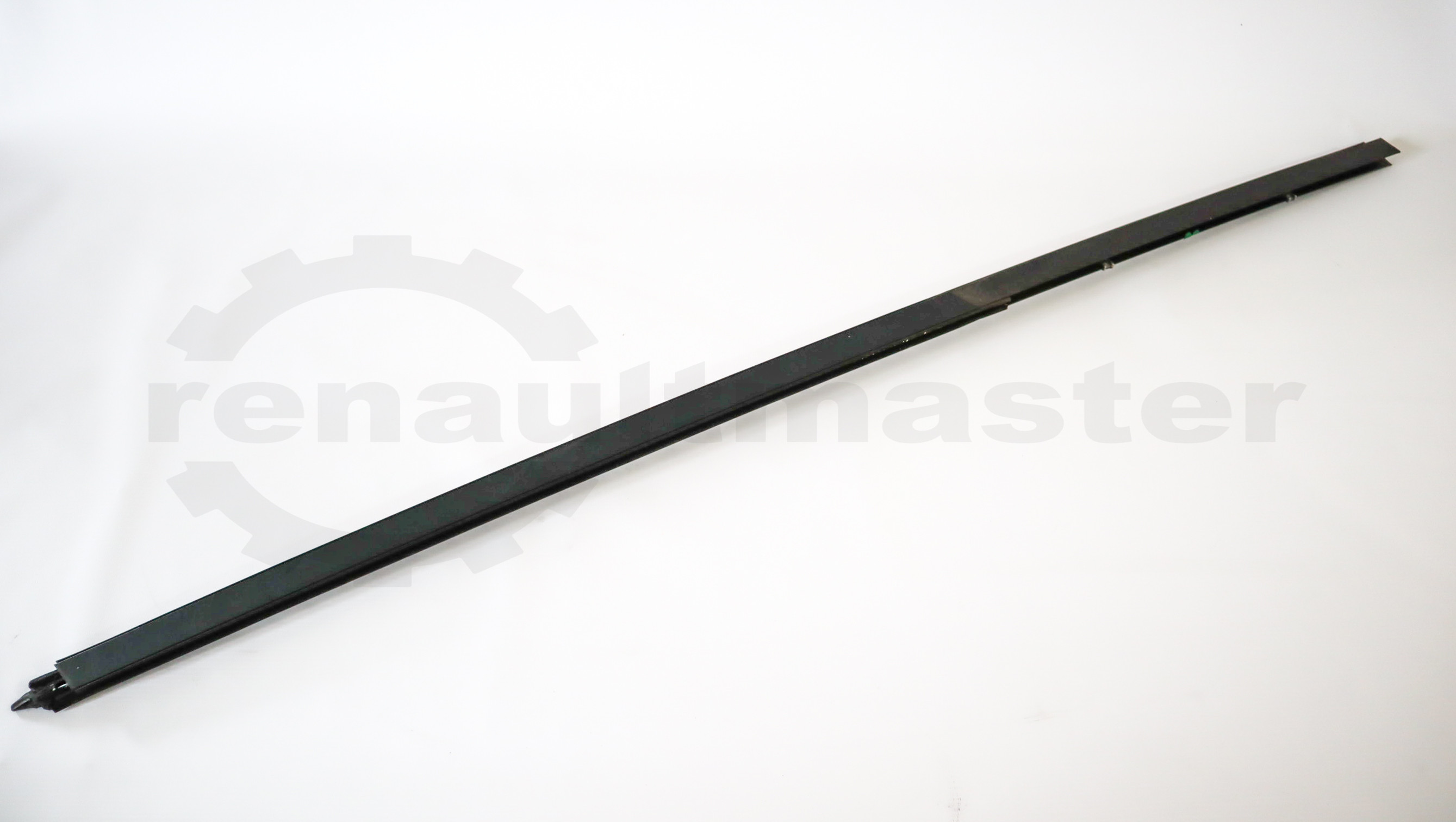 Направляюча скла передніх лівих дверей (довга) Renault Master (Opel Movano, Nissan NV400) 2010 -, 8200685578 Б/В