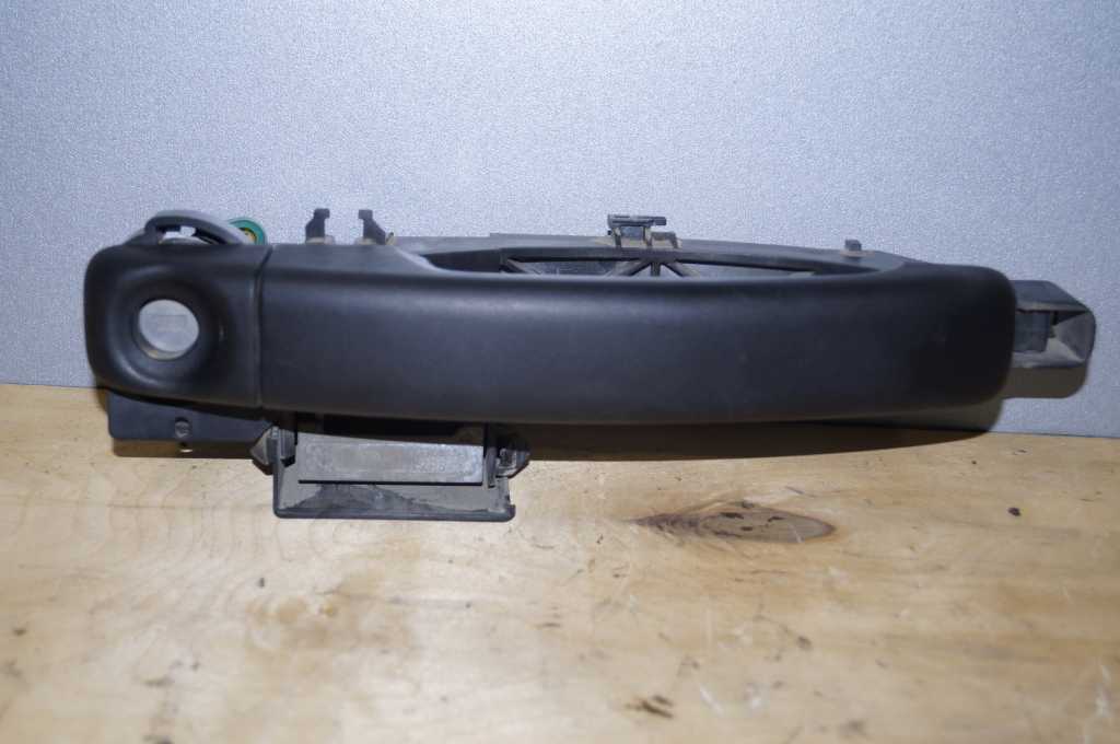 Ручка зовнішня дверей (з кнопкою) Renault Master/Trafic (Opel Movano/Vivaro, Nissan NV400/NV300) 2010 -, 806075963R Б/В