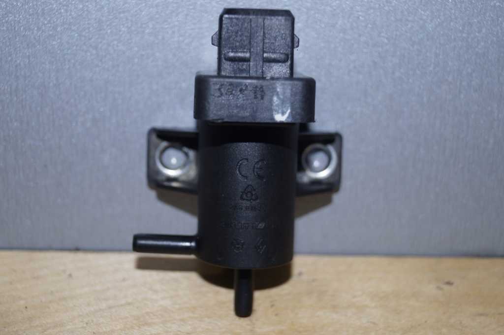 Клапан обходу ROG Renault Master/Trafic (Opel Movano/Vivaro, Nissan NV400/NV300) 2010 -, 8200762162 Б/В