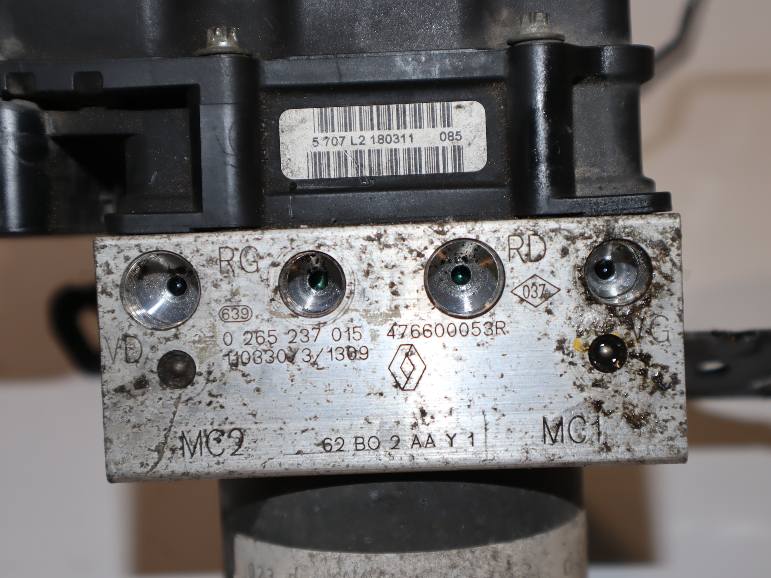 Датчик ABS передній Renault Master (Opel Movano, Nissan NV400) 2010 -, 8200735314 Б/В