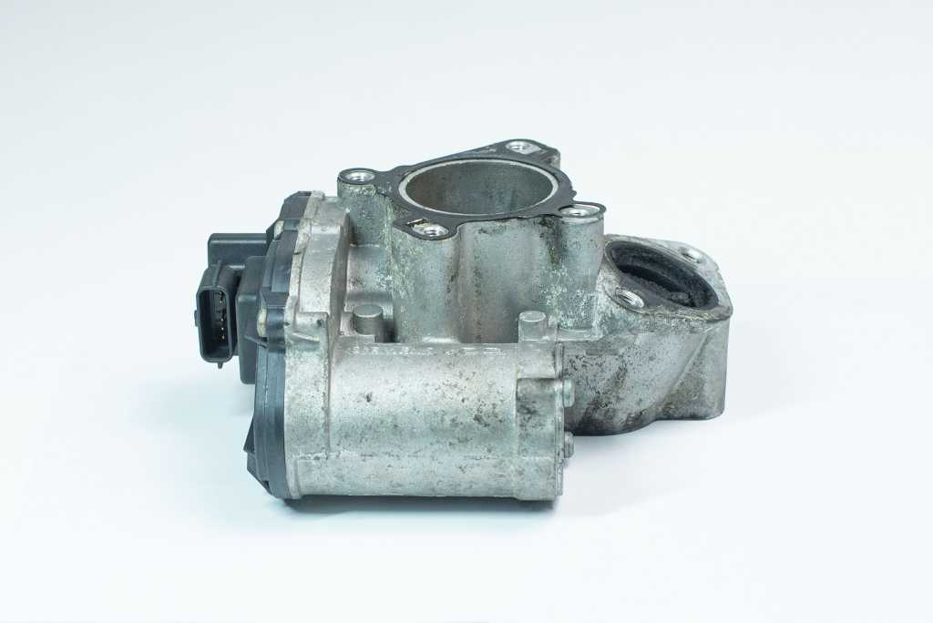 Клапан EGR Renault Master (Opel Movano, Nissan NV400) 2010 -, 147100385R Б/В