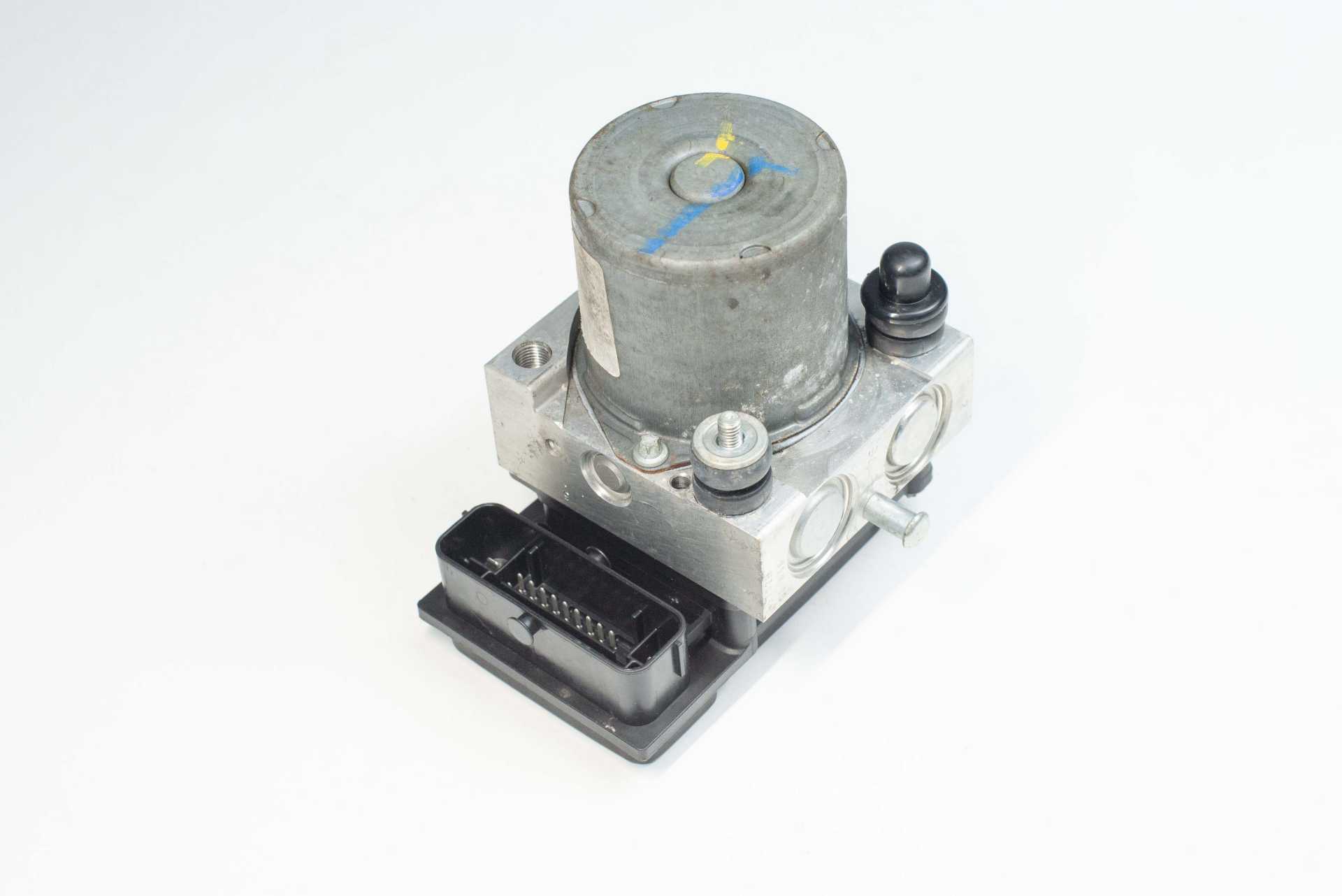 Блок ABS Renault Master (Opel Movano, Nissan NV400) 2010 -, 476600457R Б/В