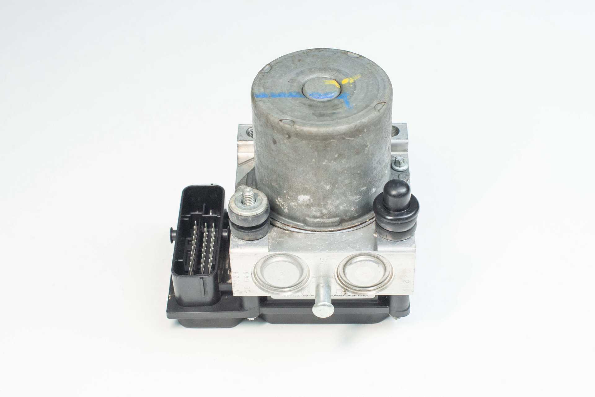 Блок ABS Renault Master (Opel Movano, Nissan NV400) 2010 -, 476600457R Б/В