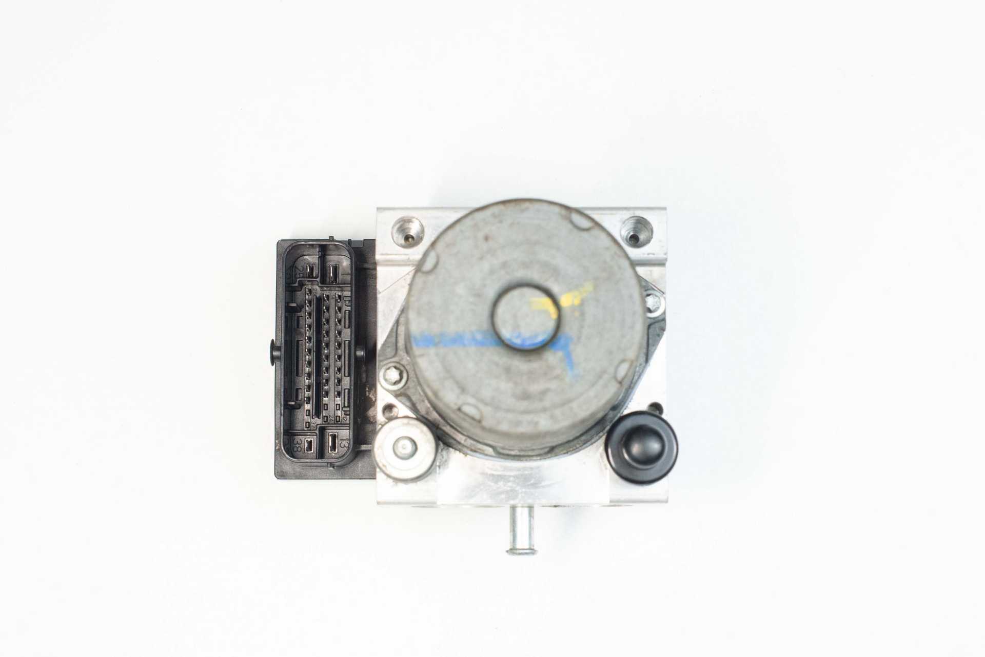 Блок ABS Renault Master (Opel Movano, Nissan NV400) 2010 -, 476600457R Б/В