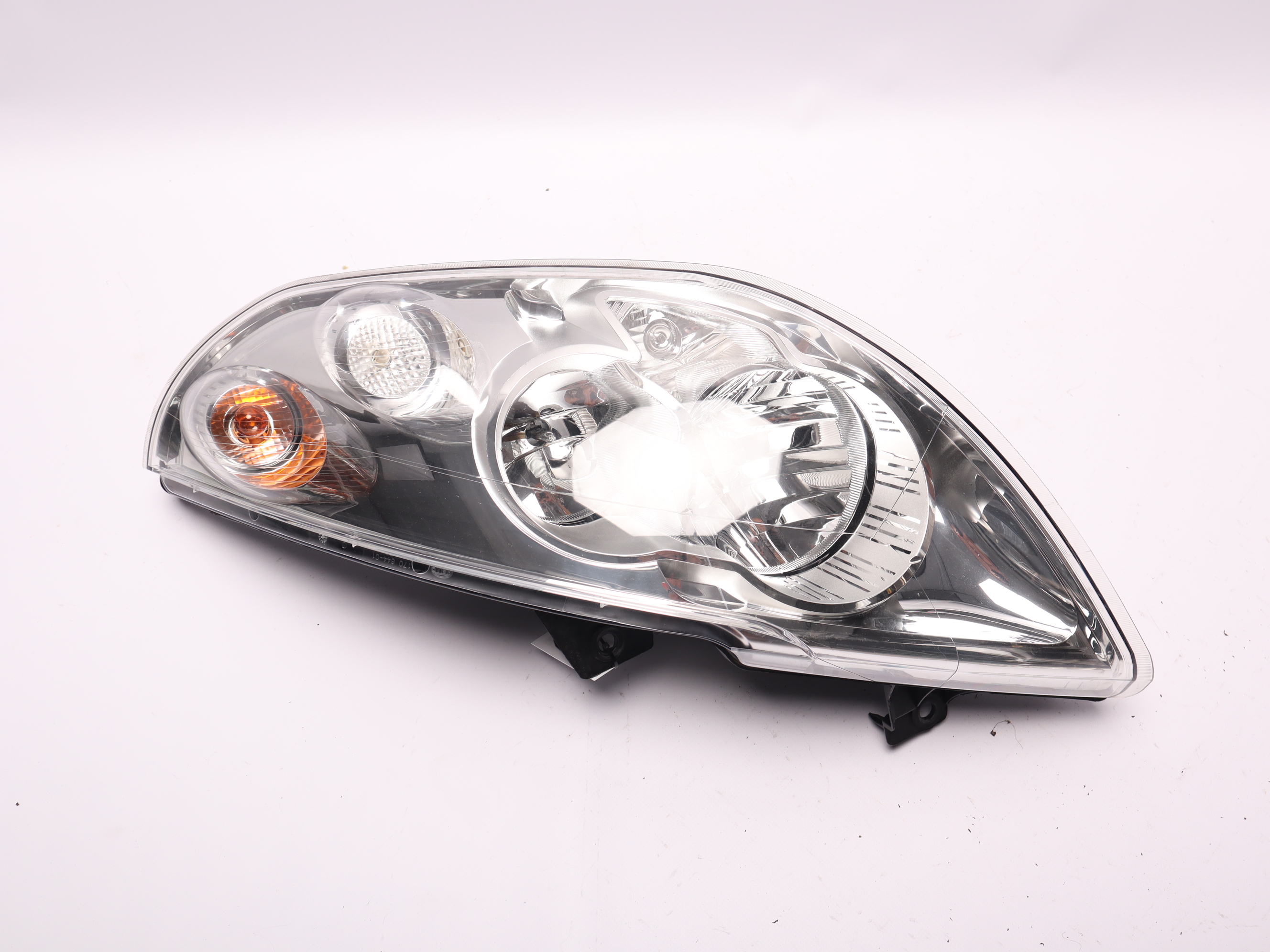 Фара передня ліва Renault Master (Opel Movano, Nissan NV400) 2010 -, 260608210R Б/В