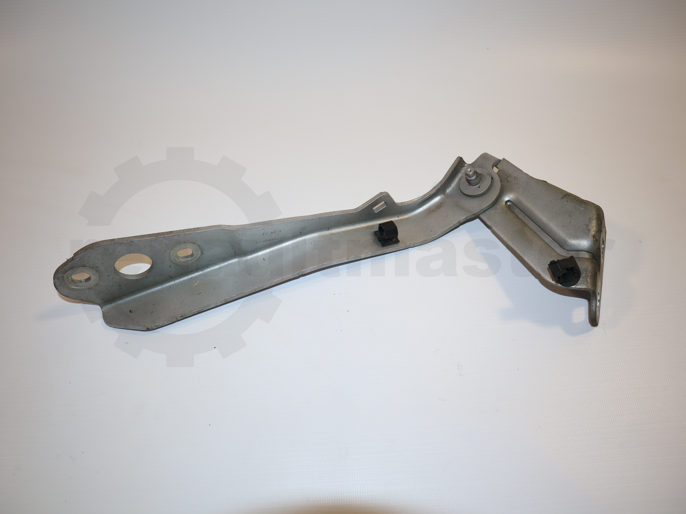 Завіс капота правий Renault Master (Opel Movano, Nissan NV400) 2010 -, 654000006R Б/В