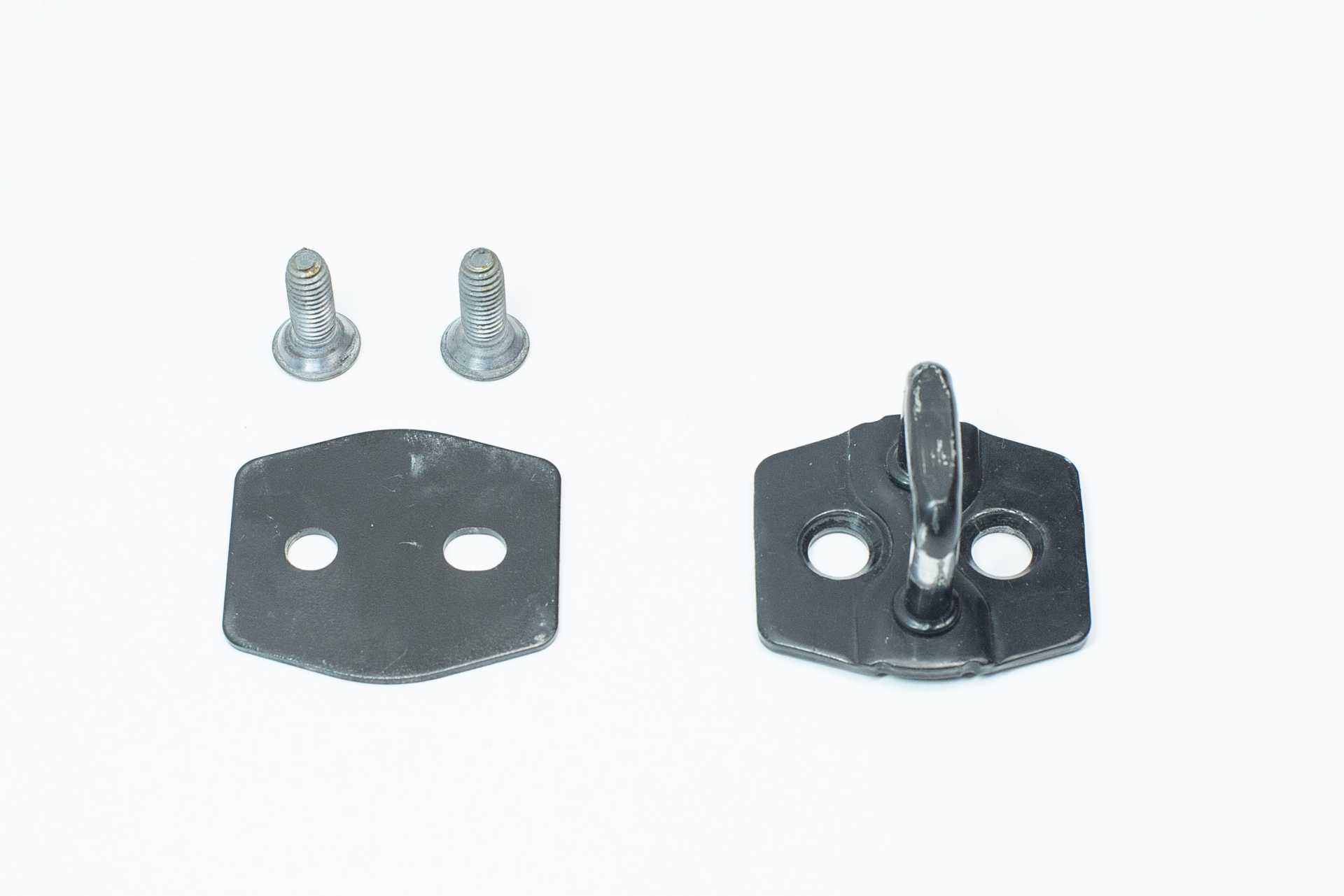 Скоба замка розсувних дверей Renault Master (Opel Movano, Nissan NV400) 2010 -, 825709702R Б/В