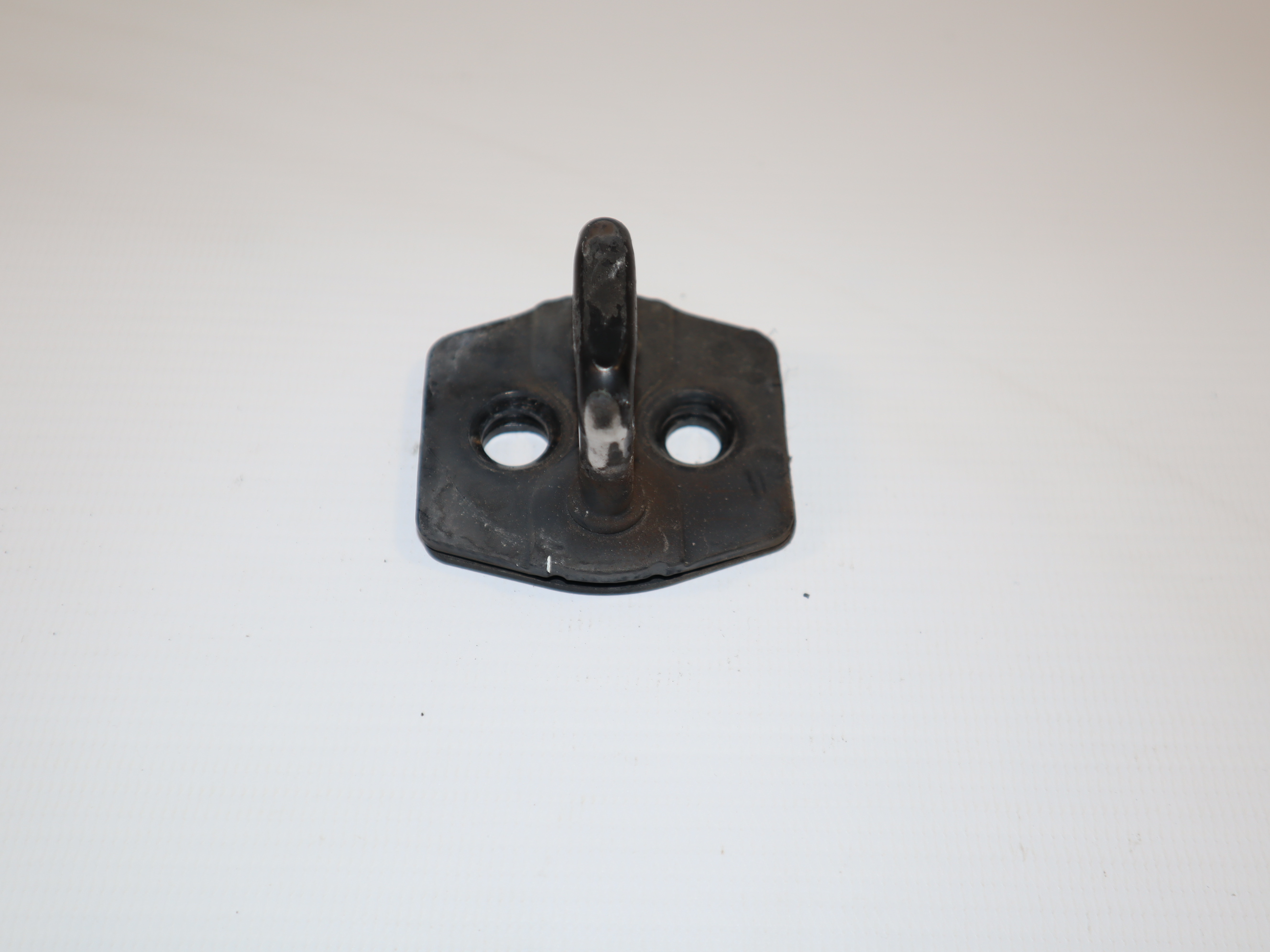 Скоба замка розсувних дверей Renault Master (Opel Movano, Nissan NV400) 2010 -, 825709702R Б/В