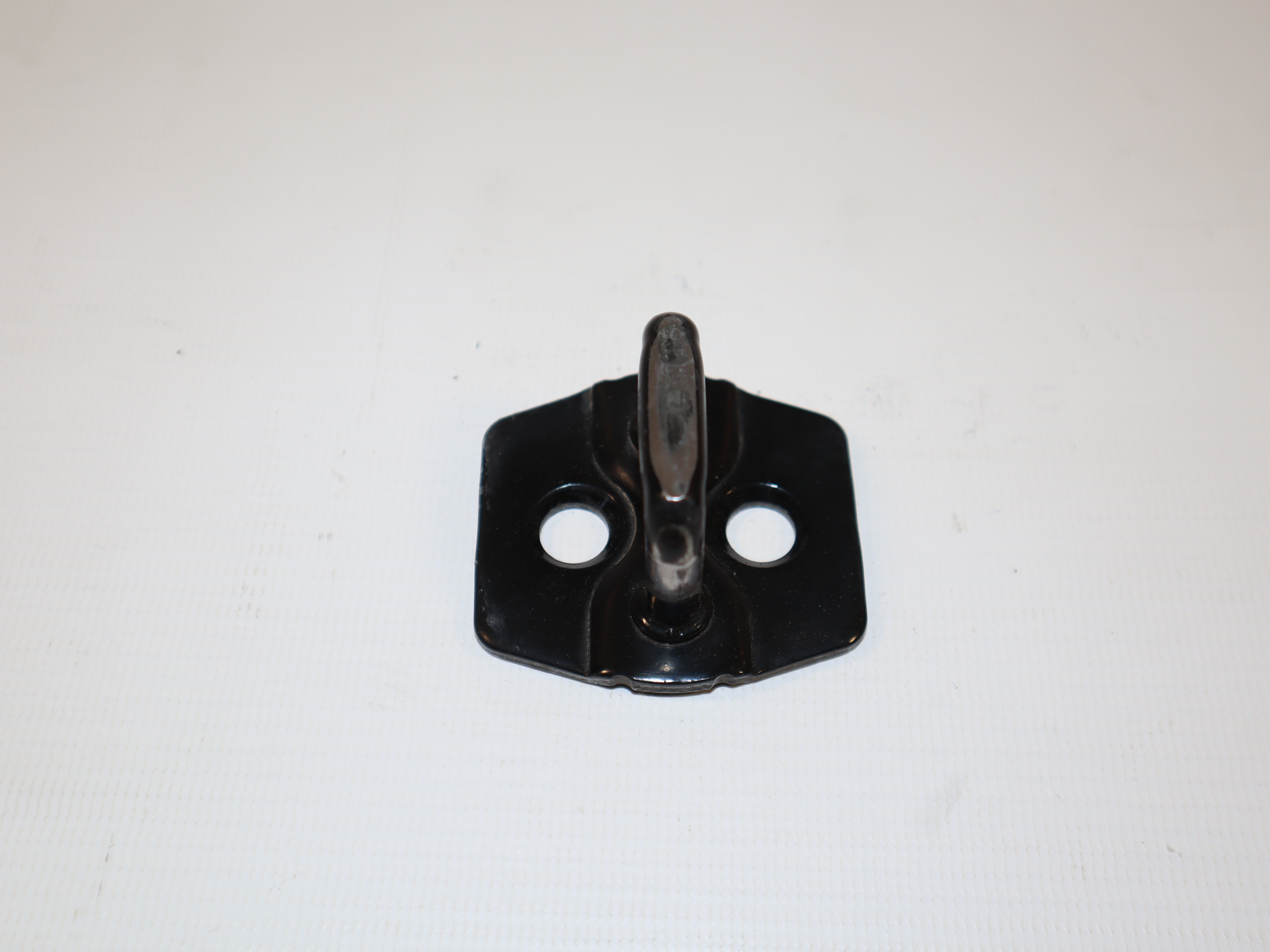 Скоба замка розсувних дверей Renault Master (Opel Movano, Nissan NV400) 2010 -, 825709702R Б/В