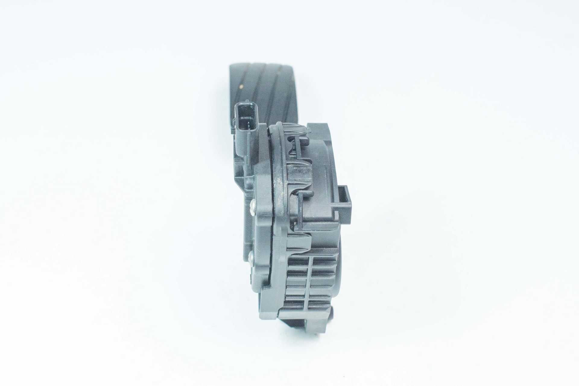 Педаль газу Renault Master (Opel Movano, Nissan NV400) 2010 -, 180107523R Б/В