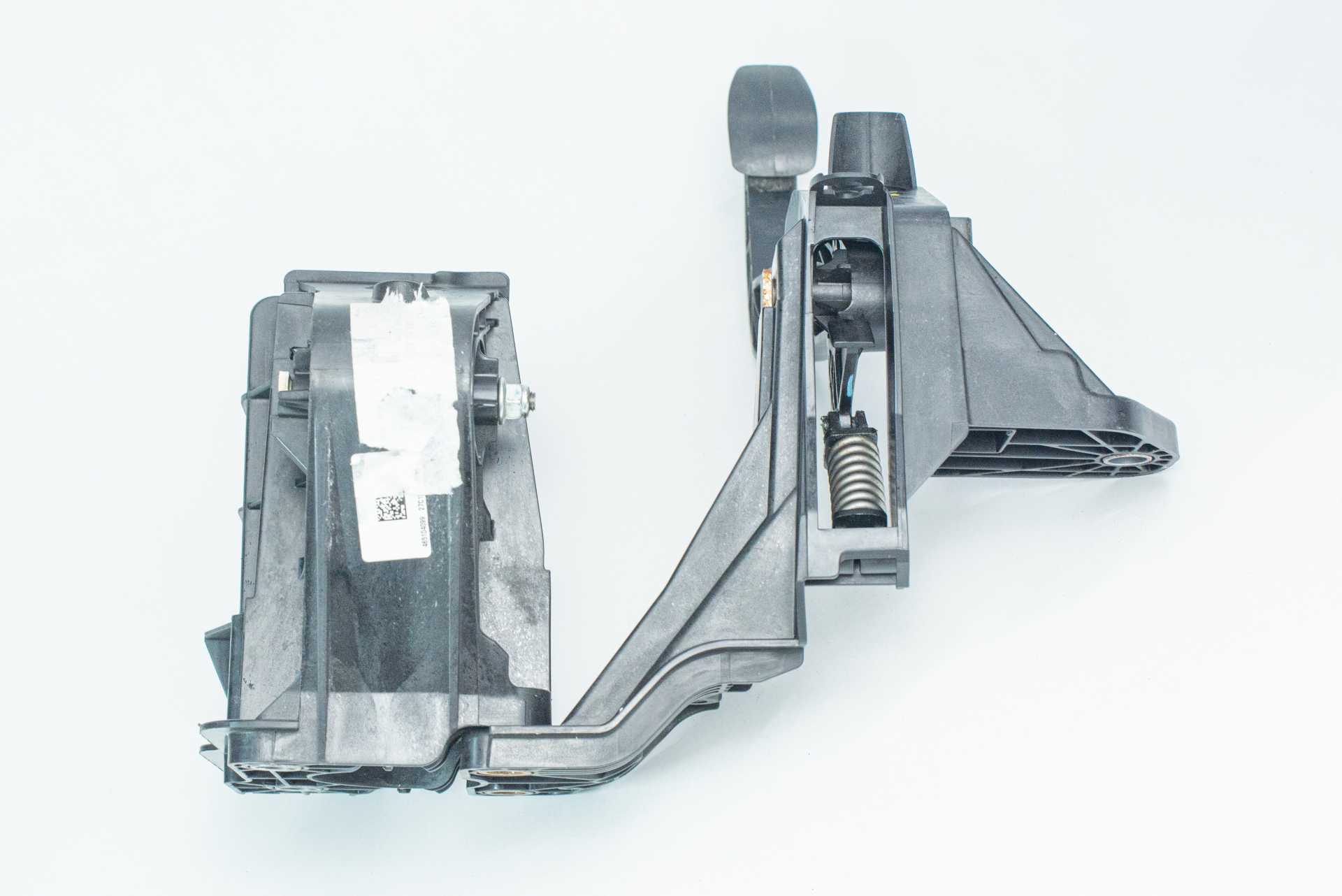 Блок педалей (гальма + зчеплення) Renault Master (Opel Movano, Nissan NV400) 2010 -, 8200672235 Б/В