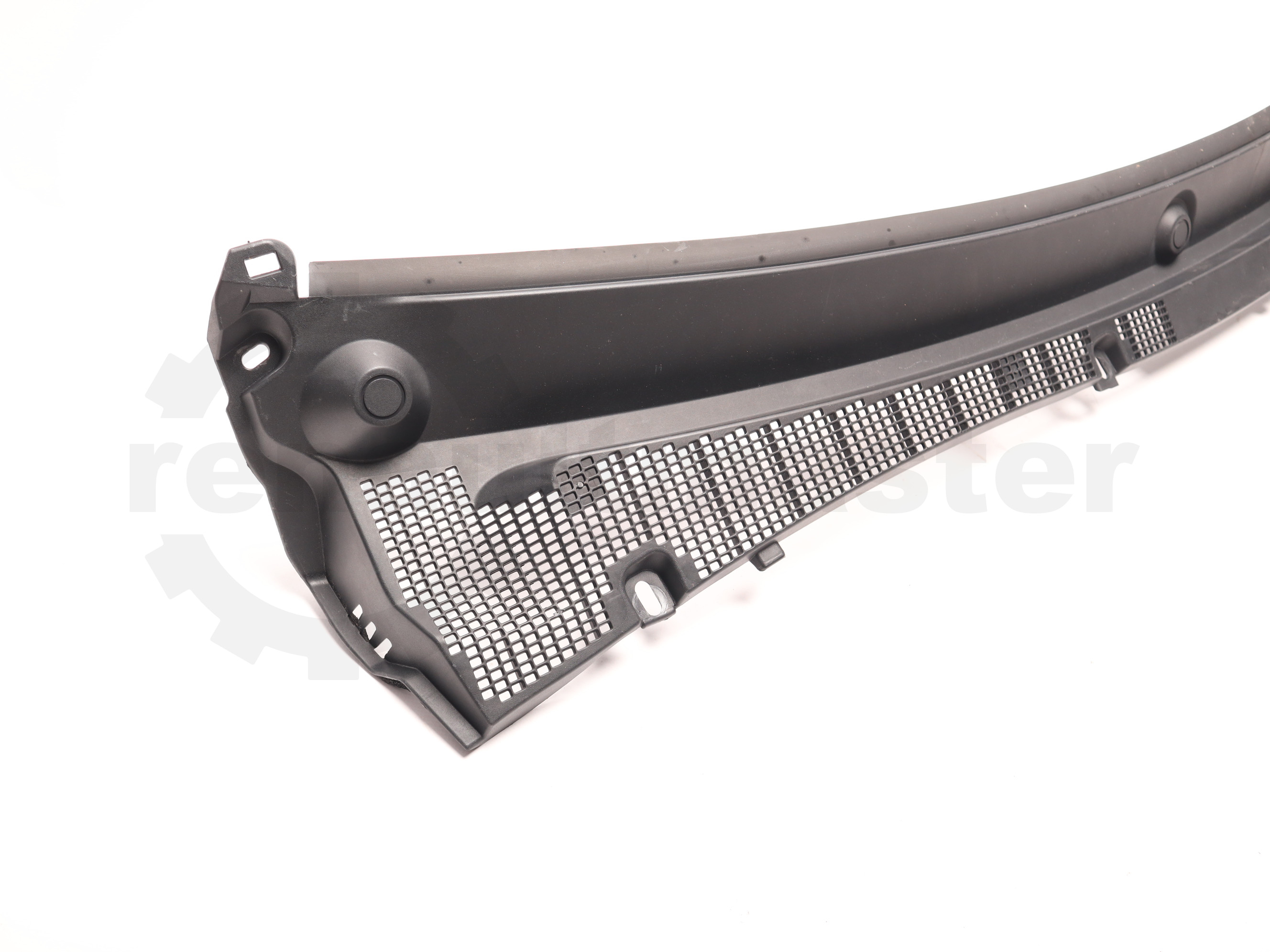 Накладка пластикова (жабо) під лобове скло Renault Master (Opel Movano, Nissan NV400) 2010 -, 668110010R Б/В