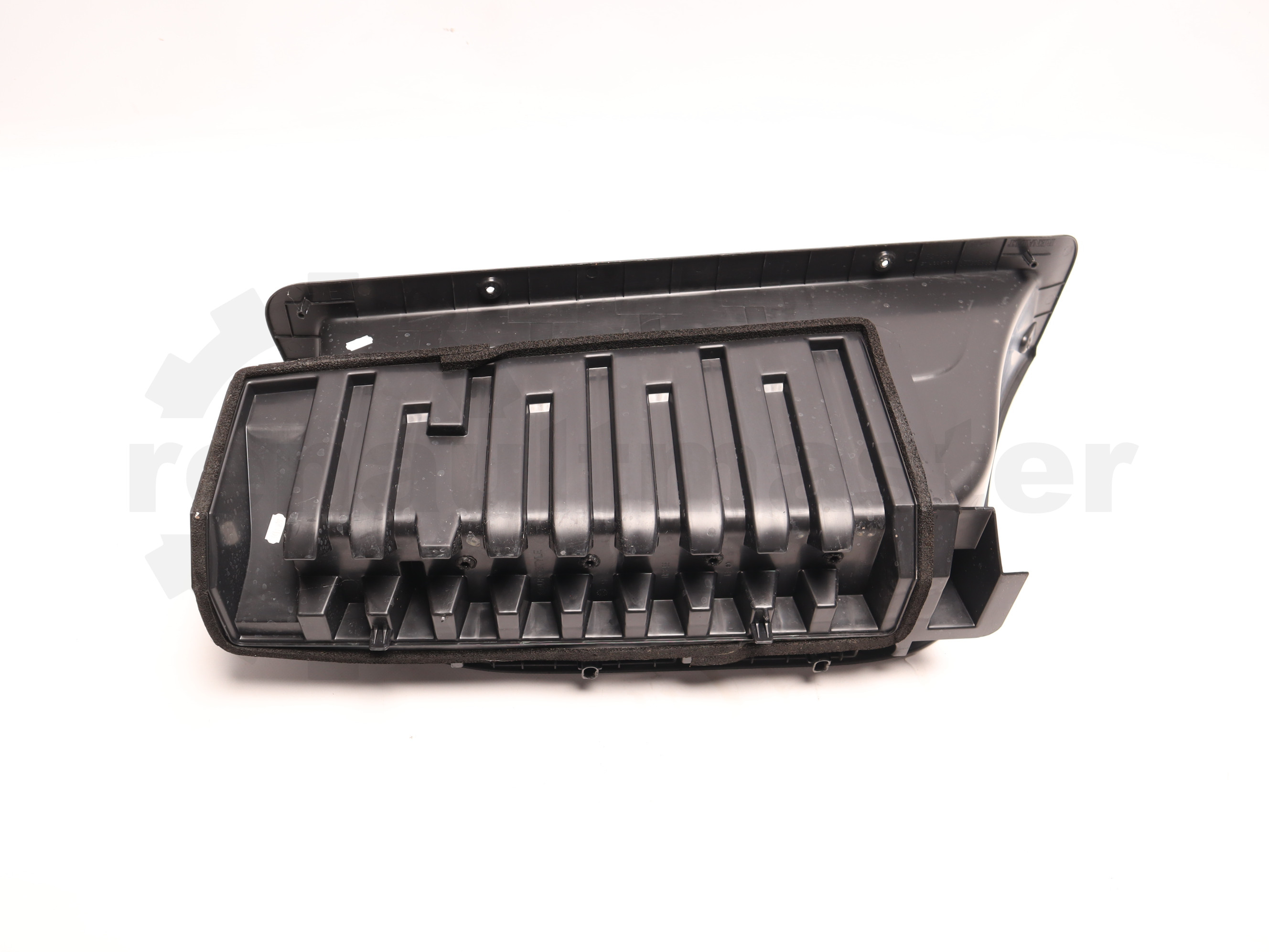 Поріг (підніжка) дверей передніх лівих Renault Master (Opel Movano, Nissan NV400) 2010 -, 769520009R Б/В