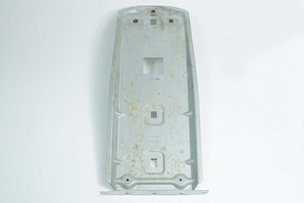 Кріплення поличок і ручки потолка Renault Master (Opel Movano, Nissan NV400) 2010 -, 8200691806 Б/В