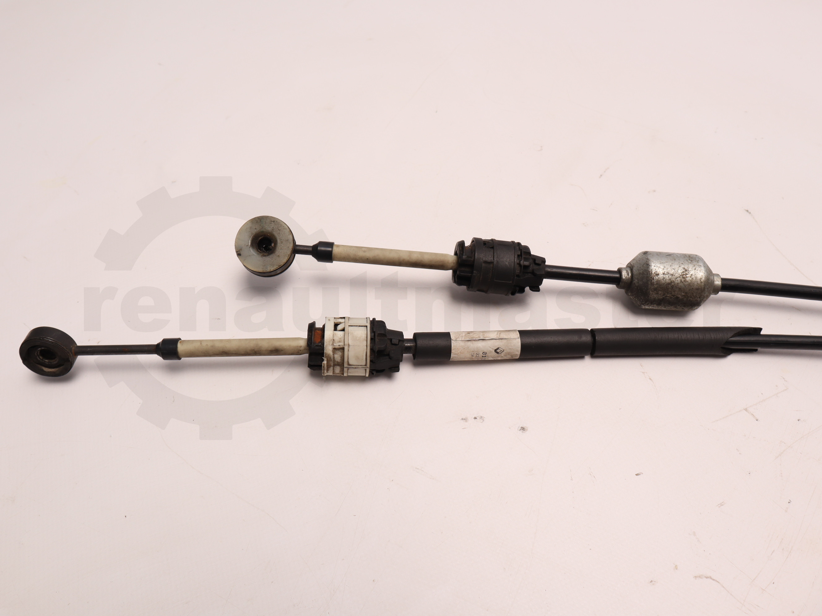 Троси перемикання передач Renault Master (Opel Movano, Nissan NV400) 2010 -, 8201083201,349352849 Б/В