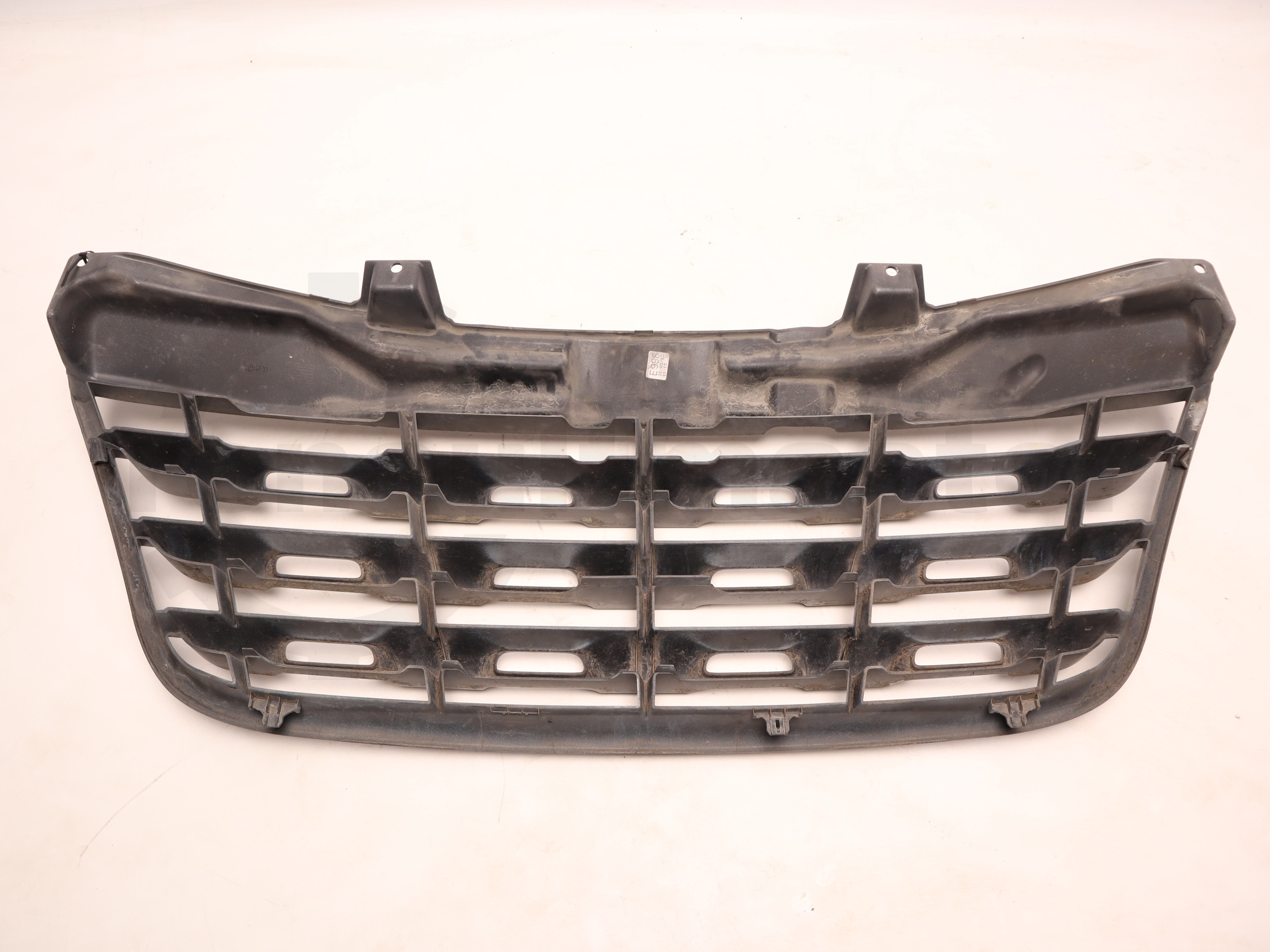 Решітка радіатора (до рестайлінга) Renault Master 2010-2014, - 623100256R Б/В