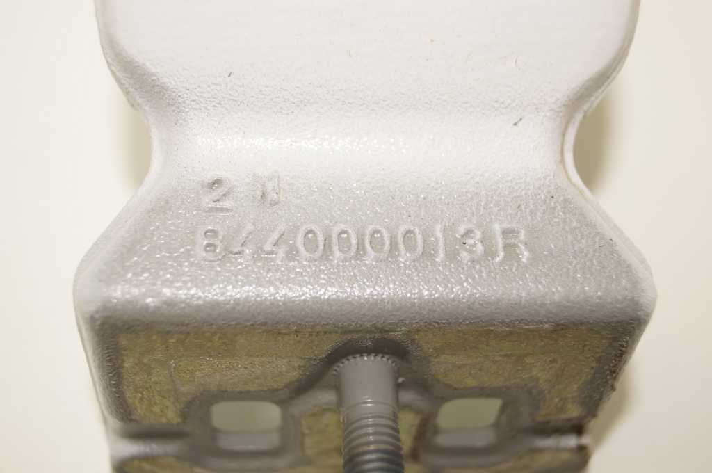 Завіс дверей задніх (180`) Renault Master (Opel Movano, Nissan NV400) 2010 -, 844000013R Б/В