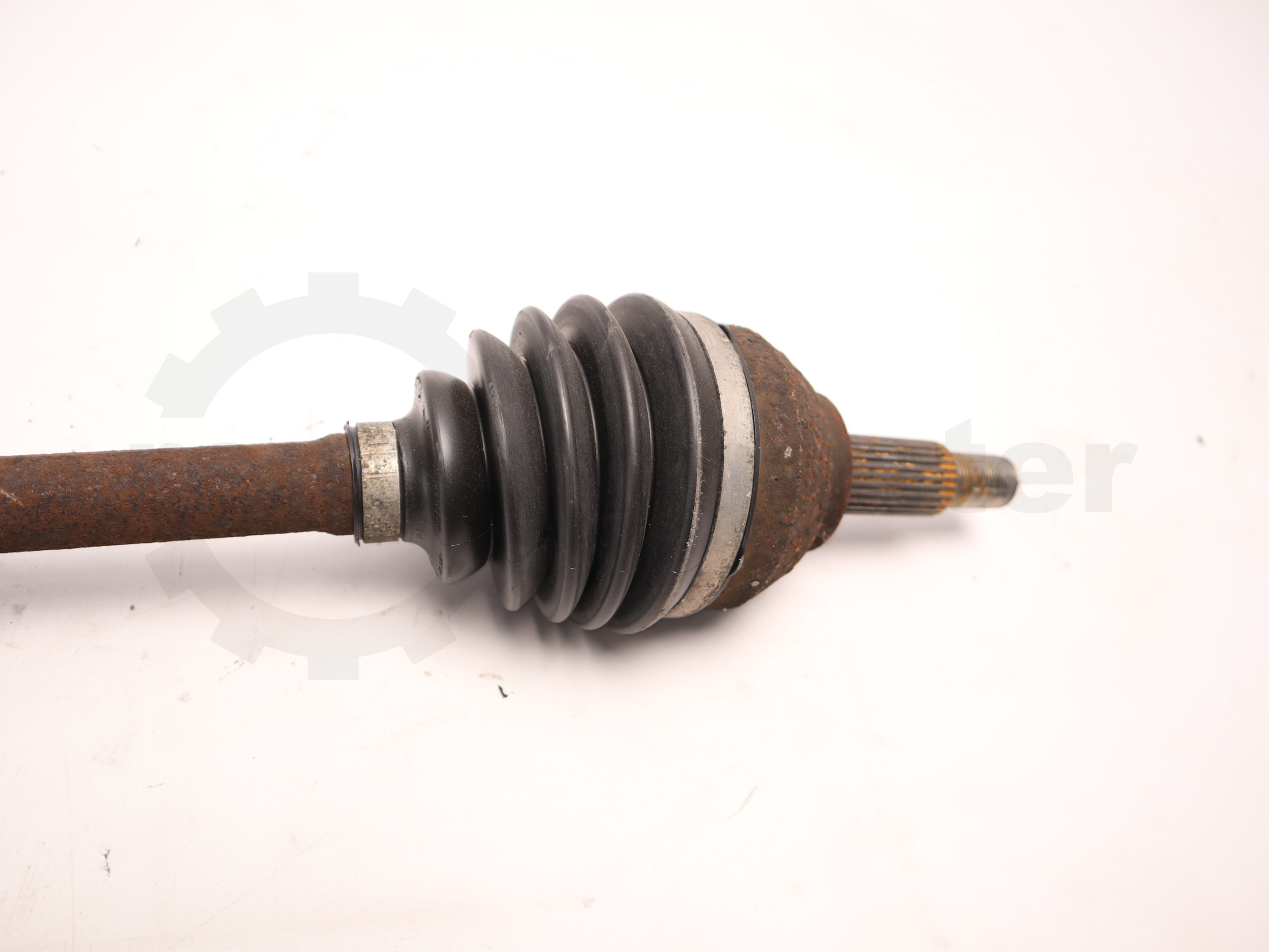 Піввісь ліва 2.0 Renault Trafic (Vivaro, Primastar) 2006-2014, 391015750R Б/В