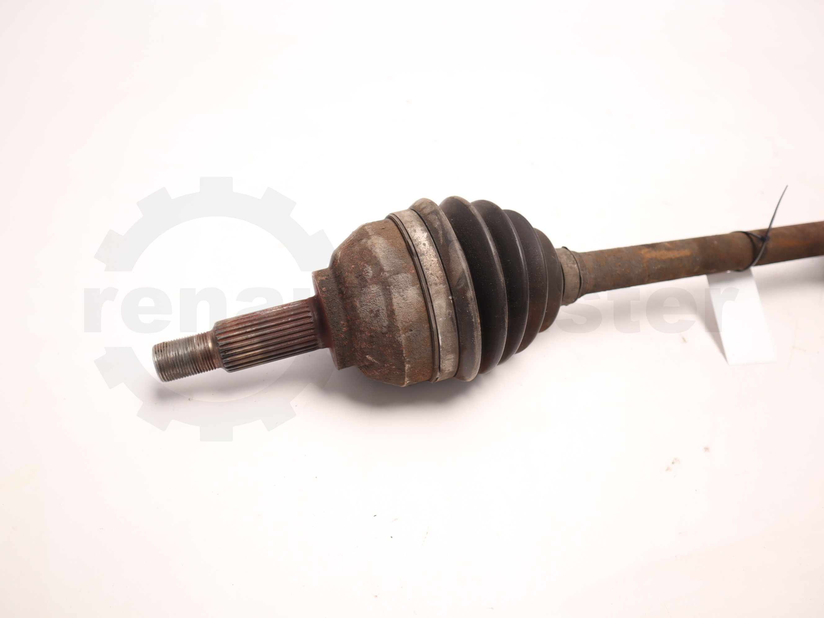 Піввісь права 2.0 Renault Trafic (Vivaro, Primastar) 2006-2014, 8200452268 Б/В