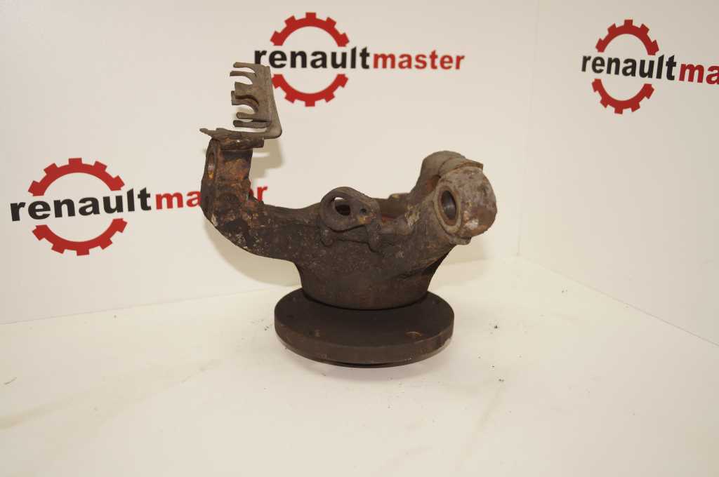 Ступиця передня ліва R-16 на 24 Renault Master (Opel Movano,Nissan Interstar) 2003-2010, 8220001126 24 Б/В