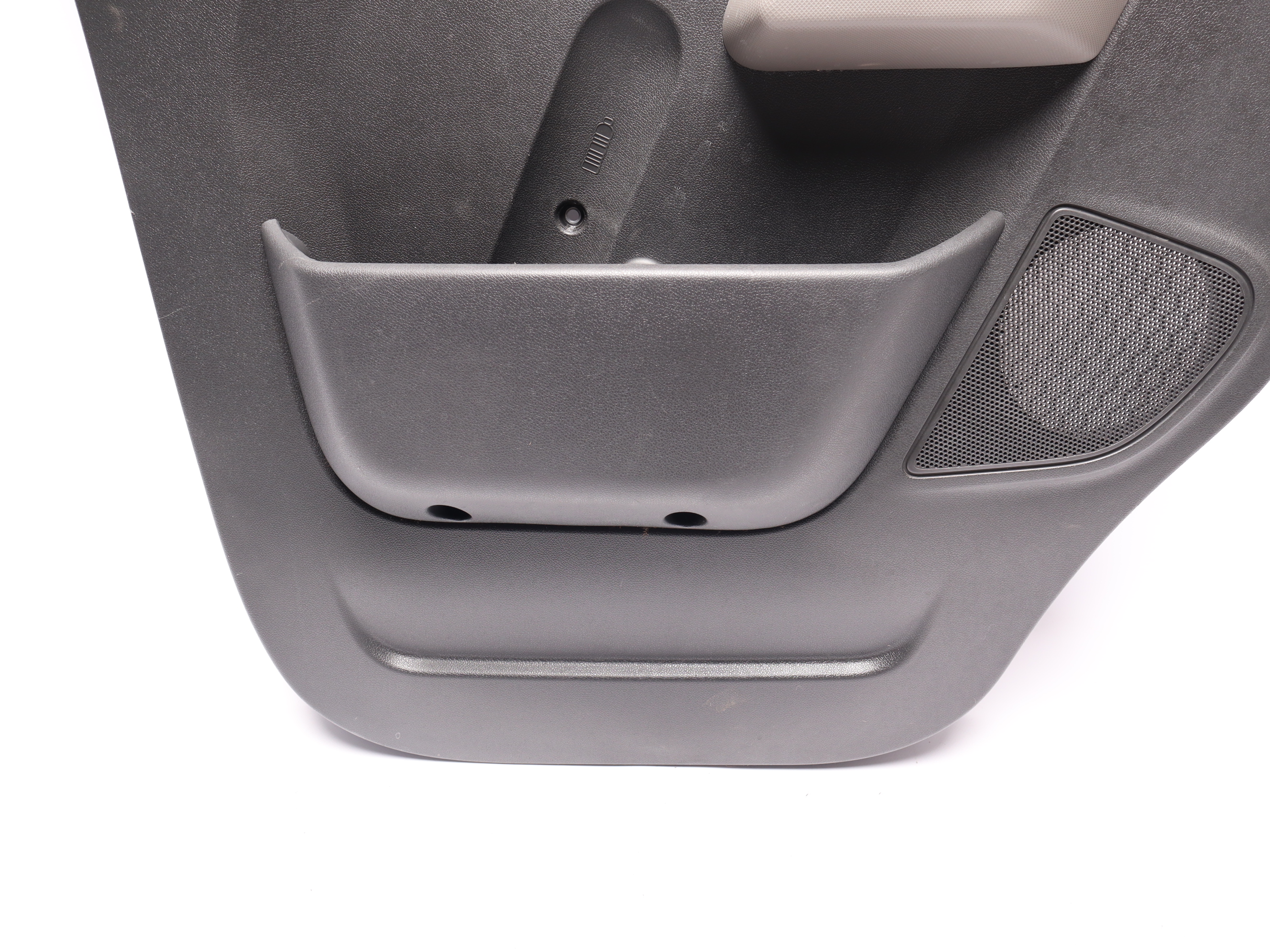 Обшивка (карта) передніх лівих дверей Renault Master (Opel Movano, Nissan NV400) 2010 -, 8200729408 Б/В