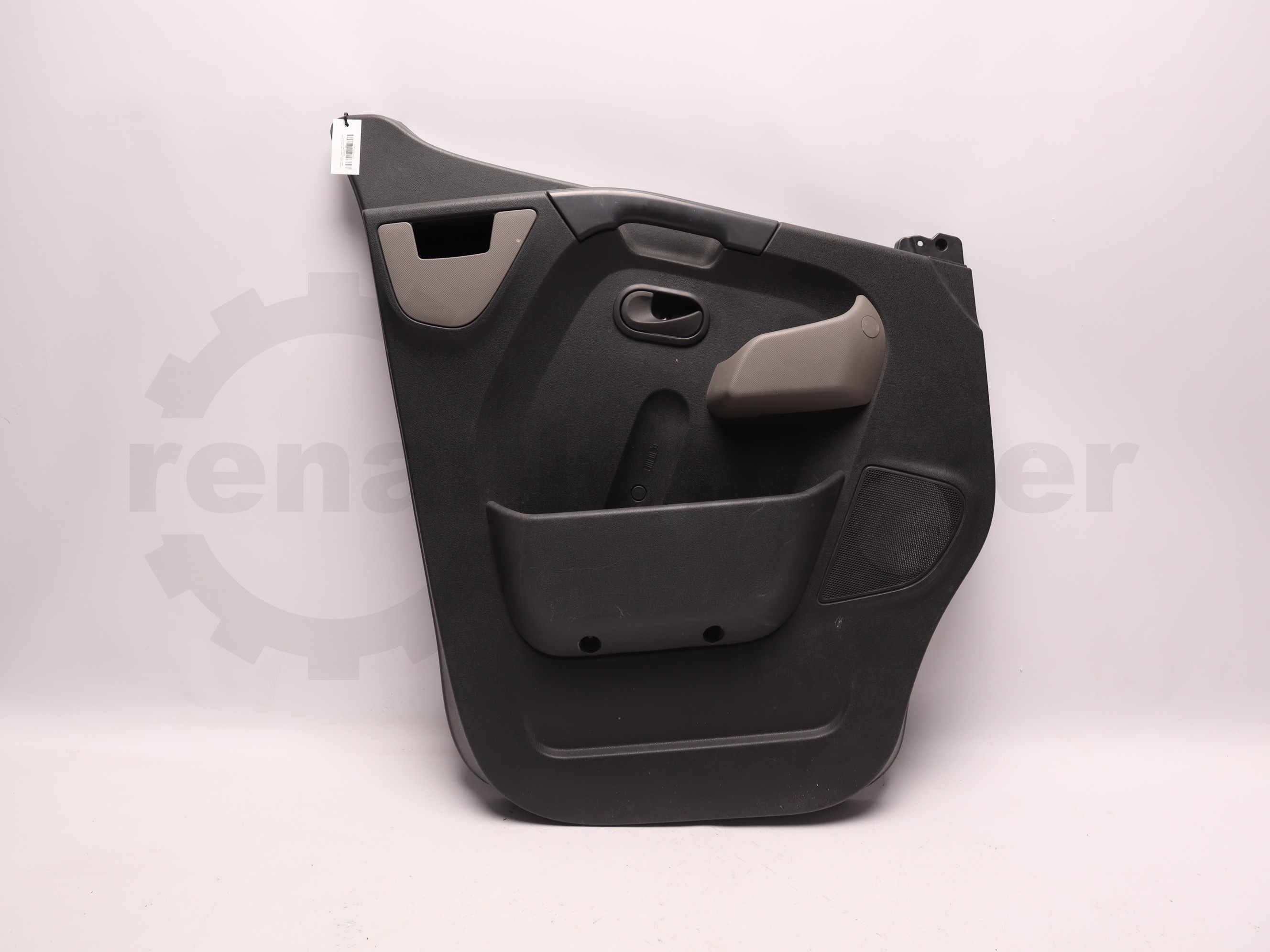 Обшивка (карта) передніх лівих дверей Renault Master (Opel Movano, Nissan NV400) 2010 -, 8200729408 Б/В