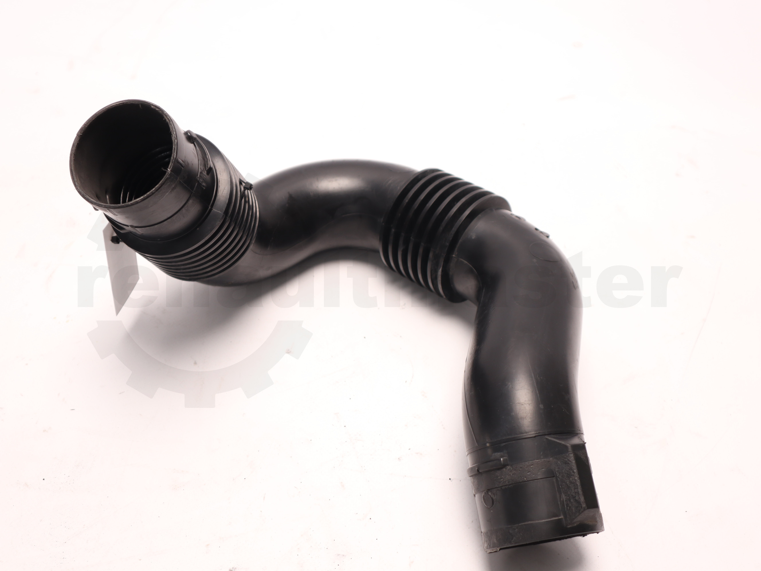 Патрубок забору повітря Renault Master 2.5 (Movano, Interstar) 1998-2010, - 8200261961 Б/В