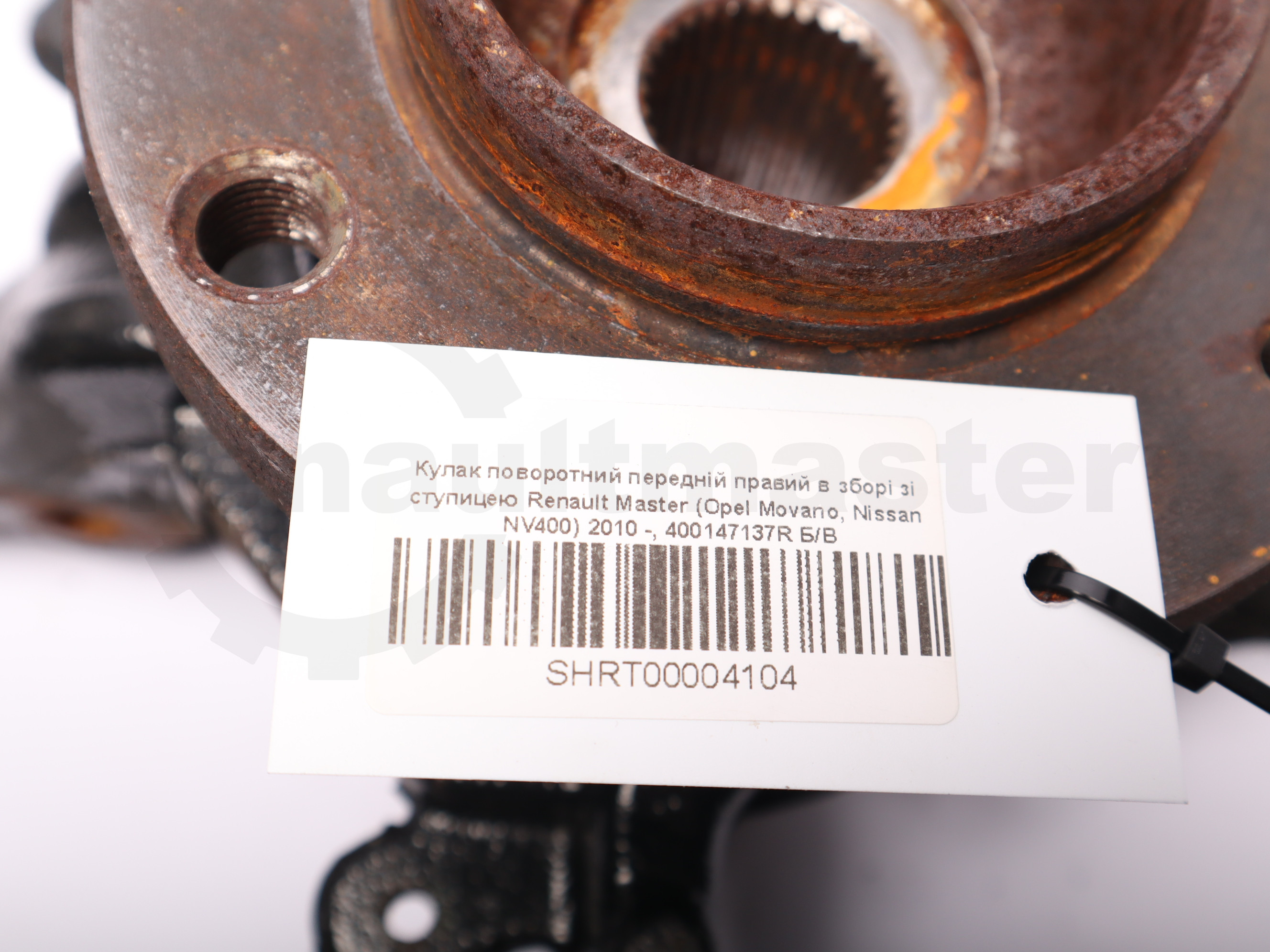 Кулак поворотний передній правий в зборі зі ступицею Renault Master (Opel Movano, Nissan NV400) 2010 -, 400147137R Б/В