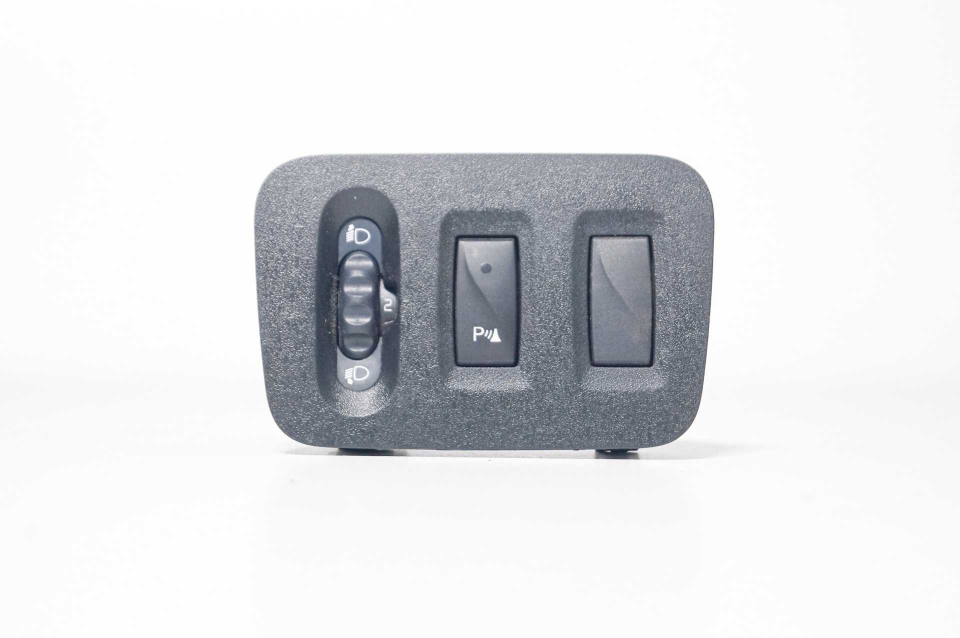 Корпус кнопок коректора фар Renault Master (Opel Movano, Nissan NV400) 2010 -, 684950001R Б/В