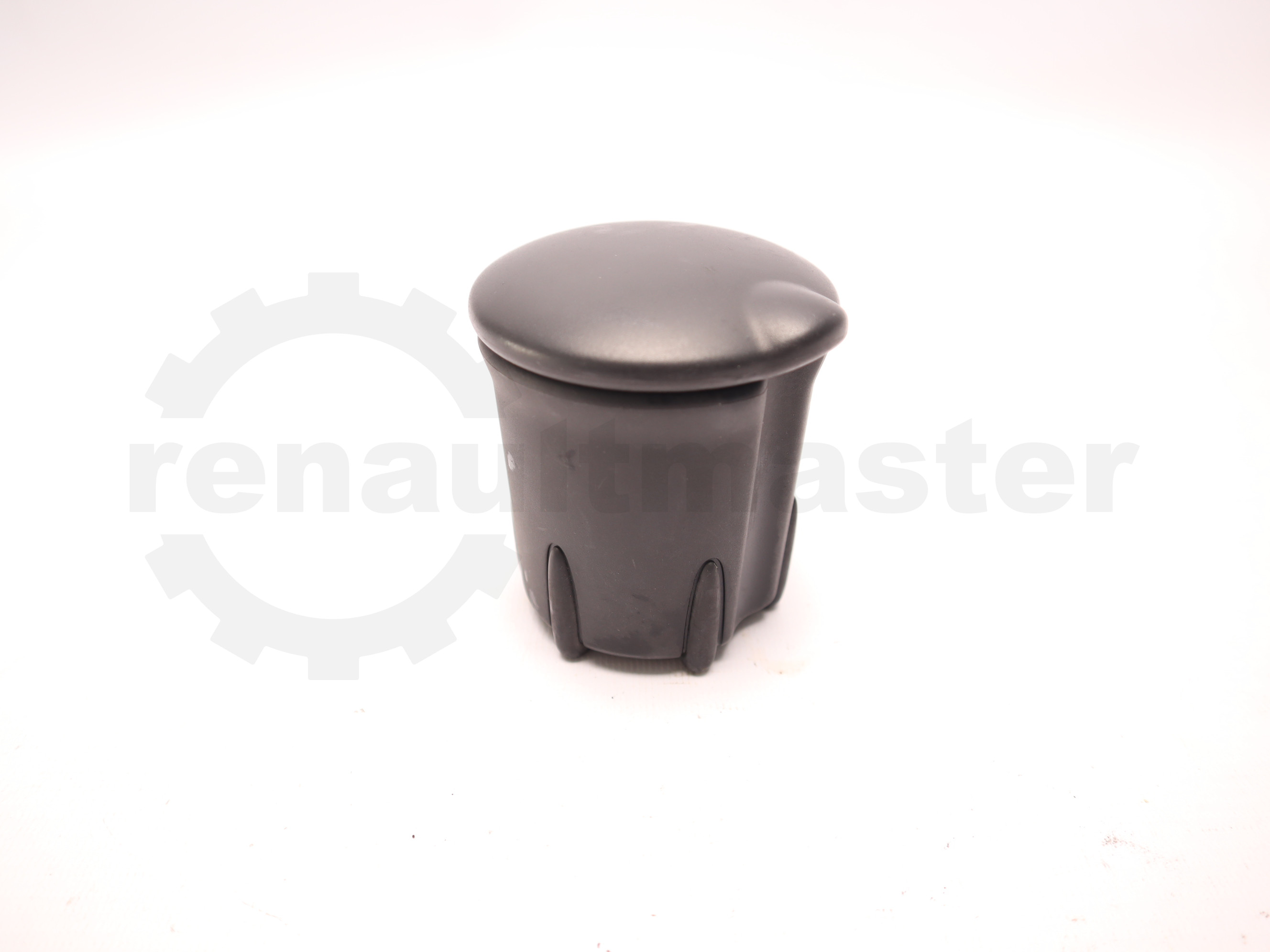 Попільничка Renault Master (Opel Movano,Nissan  NV400) 2010, - 8200728639 Б/В