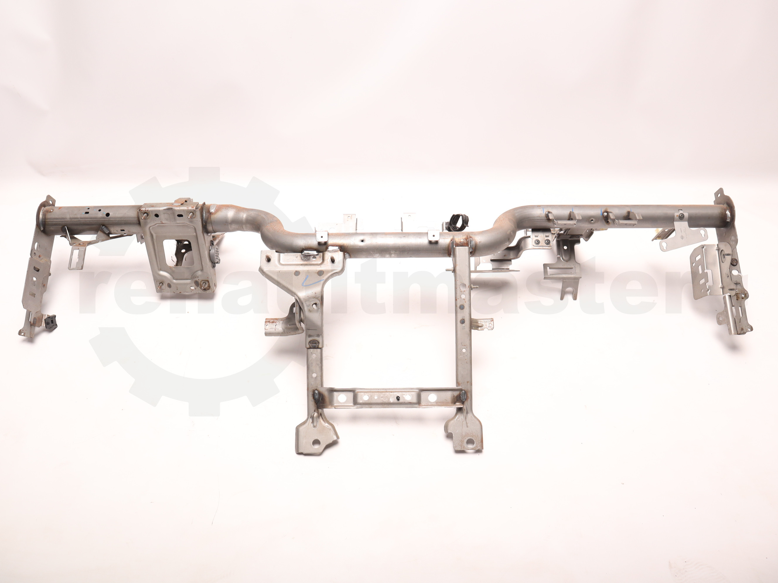 Труба кріплення панелі (тримач торпеди) Renault Master (Opel Movano, Nissan NV400) 2010 -, 678701405R Б/В