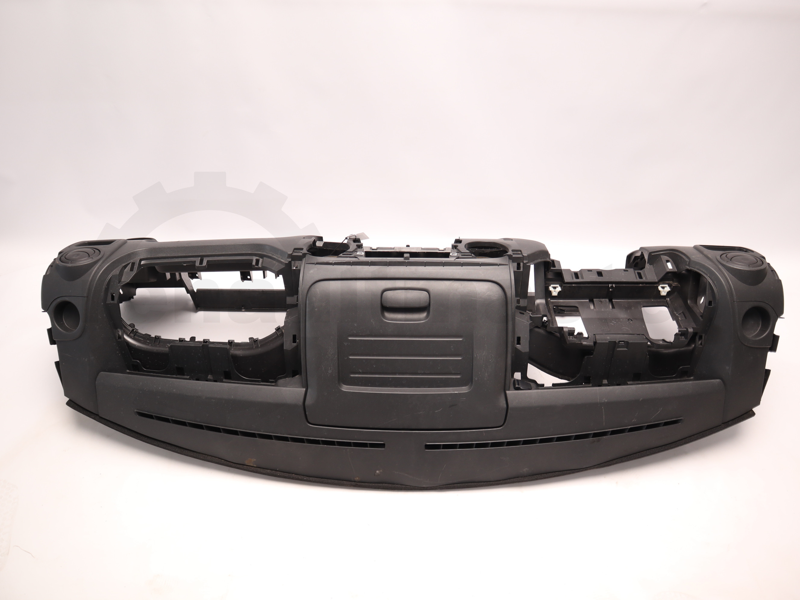 Центральна панель салону (торпедо) Renault Master (Opel Movano, Nissan NV400) 2010 -, 681000035R Б/В