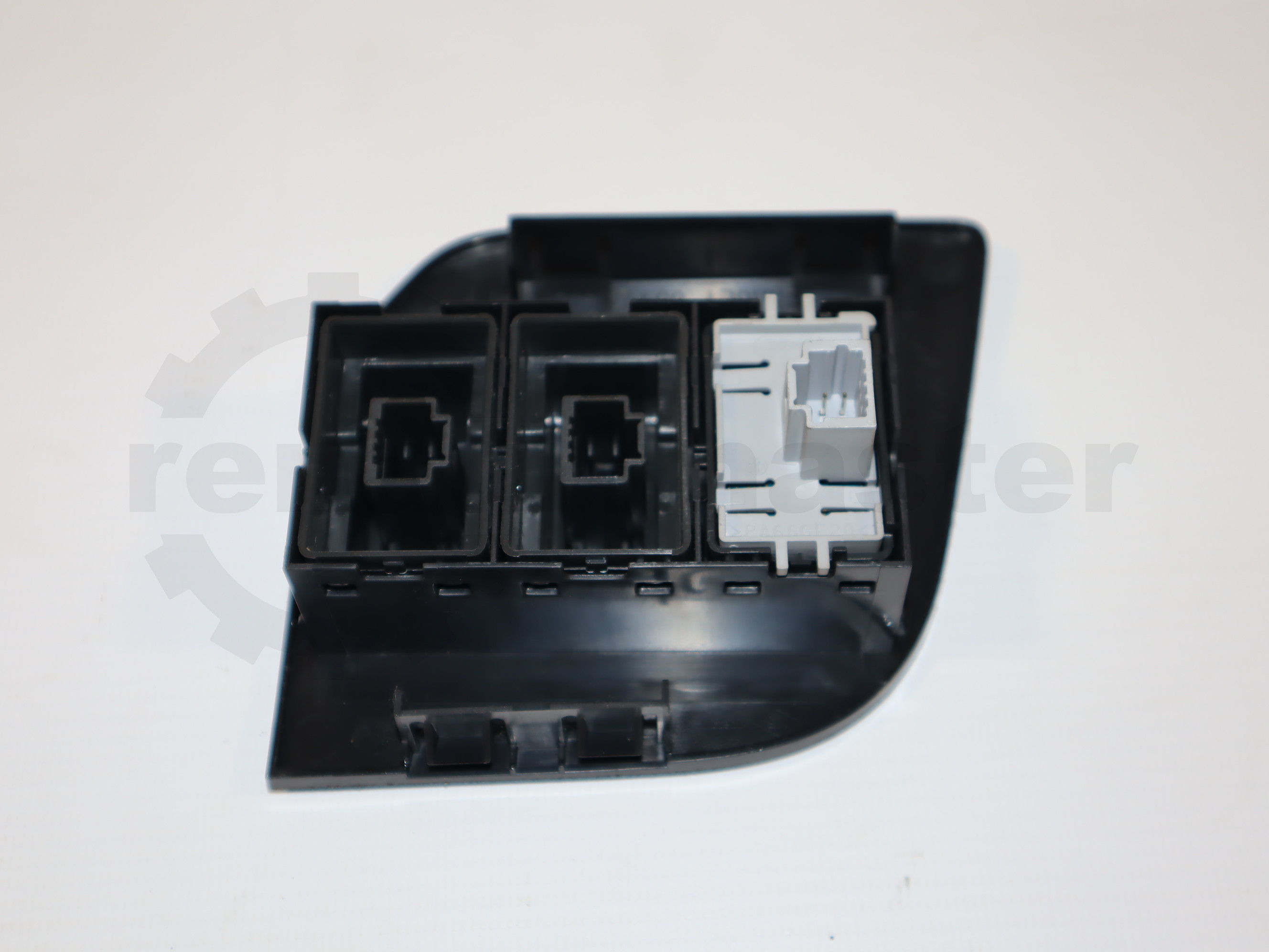 Кнопка ввімкнення/вимкнення круіз контролю  Renault Master/Trafic (Opel Movano/Vivaro, Nissan NV400/NV300) 2010 -, 255500008R Б/В