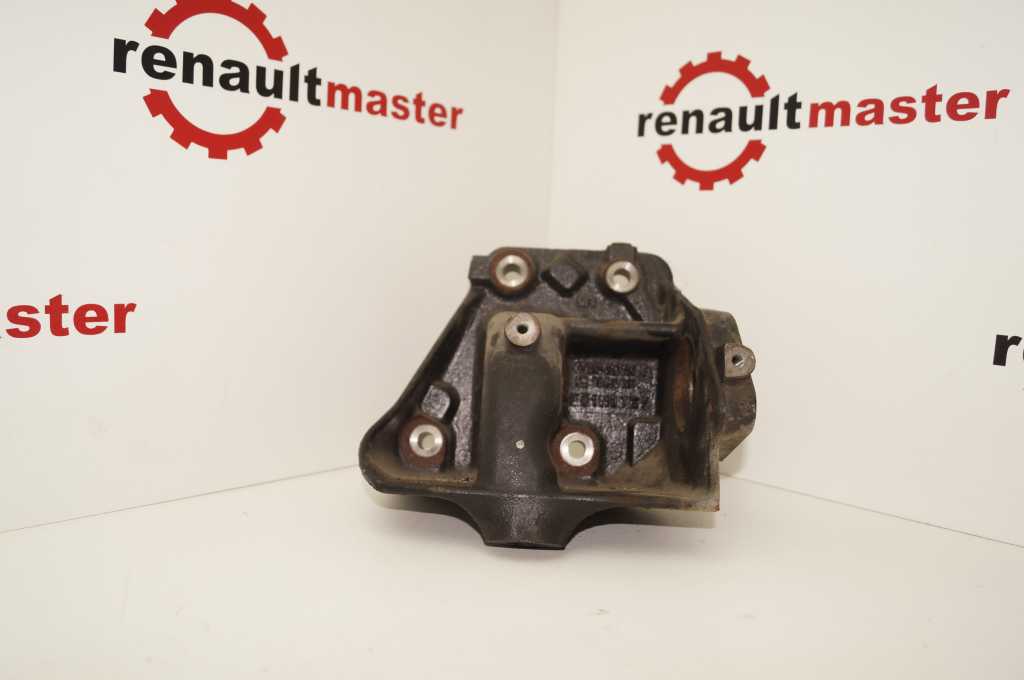 Кронштейн підвісного підшипника 2.5DCI Renault Trafic 2007-2010, 8200426805 Б/В