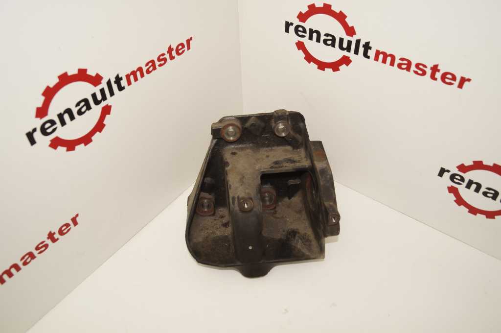 Кронштейн підвісного підшипника 2.5DCI Renault Trafic 2007-2010, 8200426805 Б/В