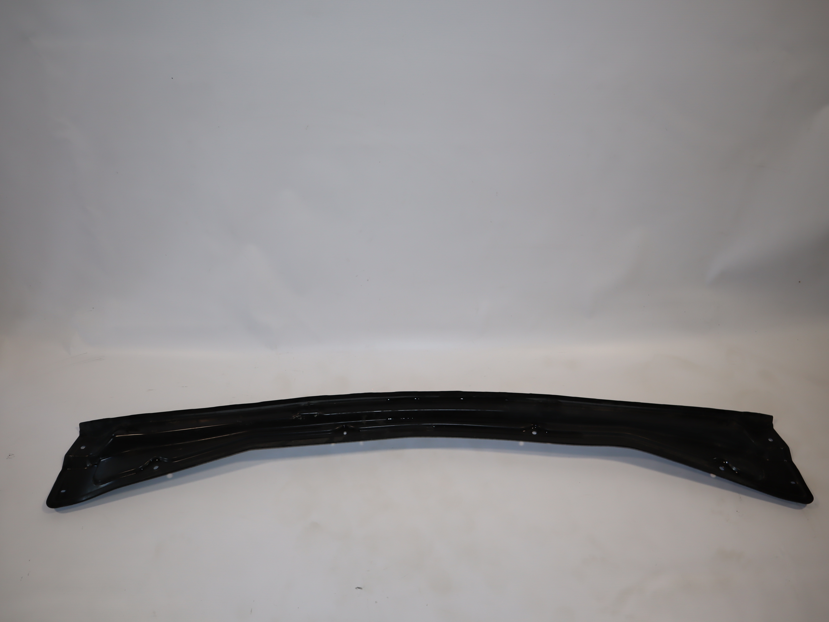 Накладка металева (жабо) під лобове скло Renault Master (Opel Movano, Nissan NV400) 2010 -, 8200740502 Б/В